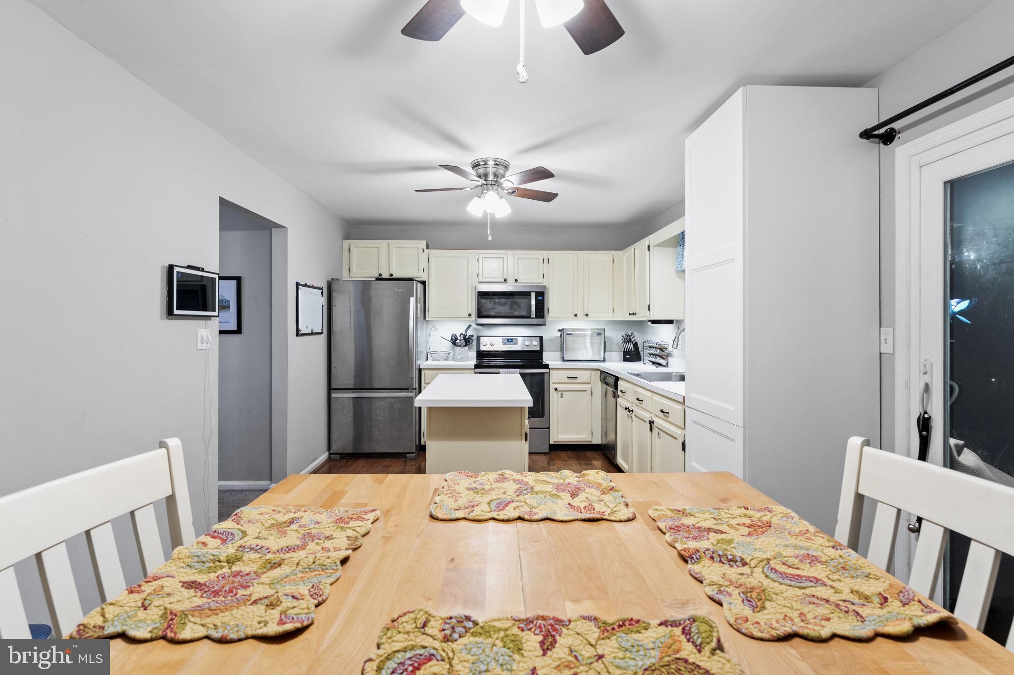 VALLEY STREAM VIL - Residential