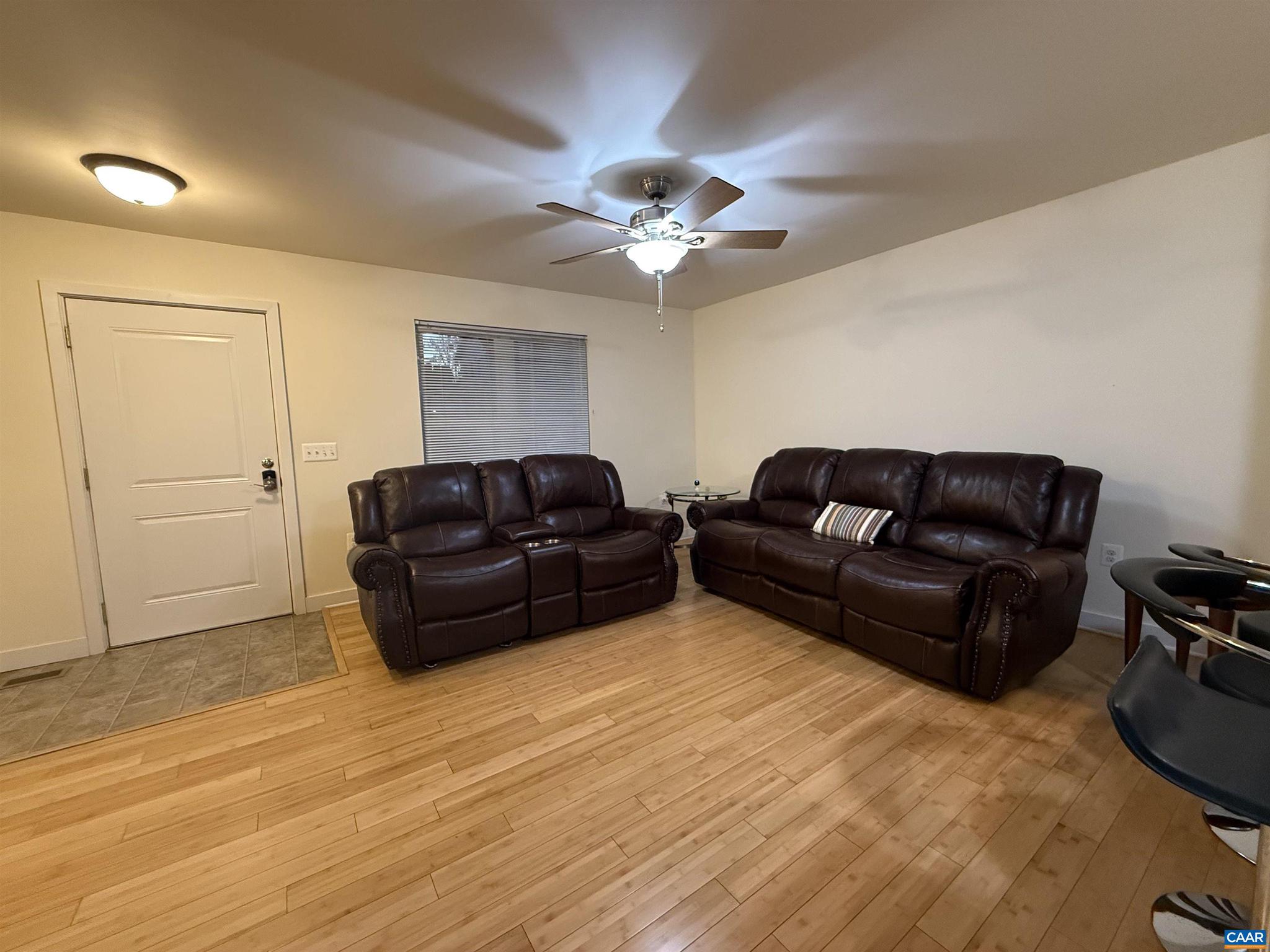 LOCHLYN HILL - Residential