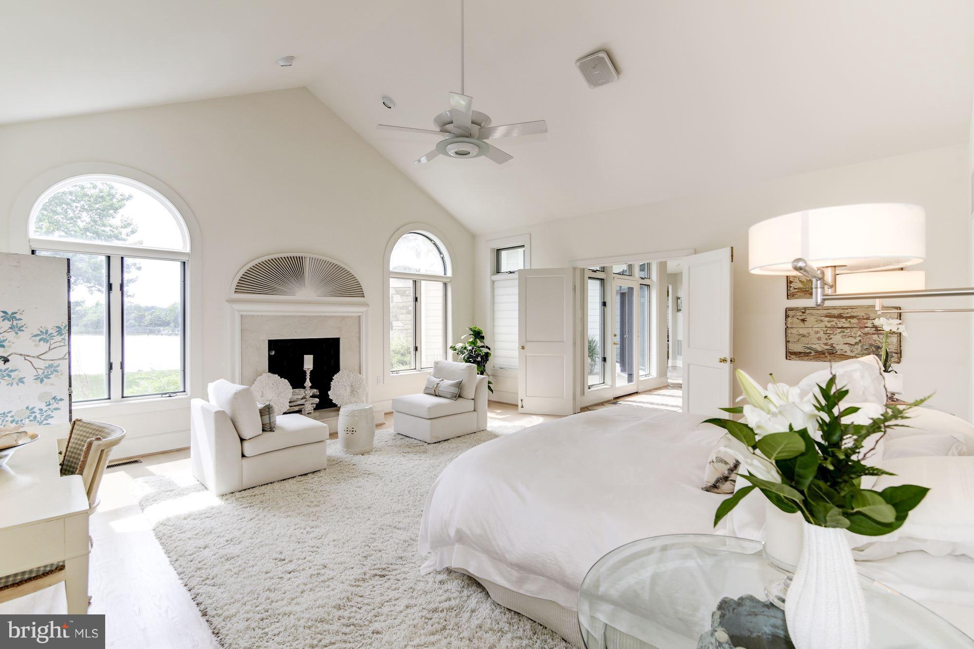 COVE CREEK CLUB - Residential