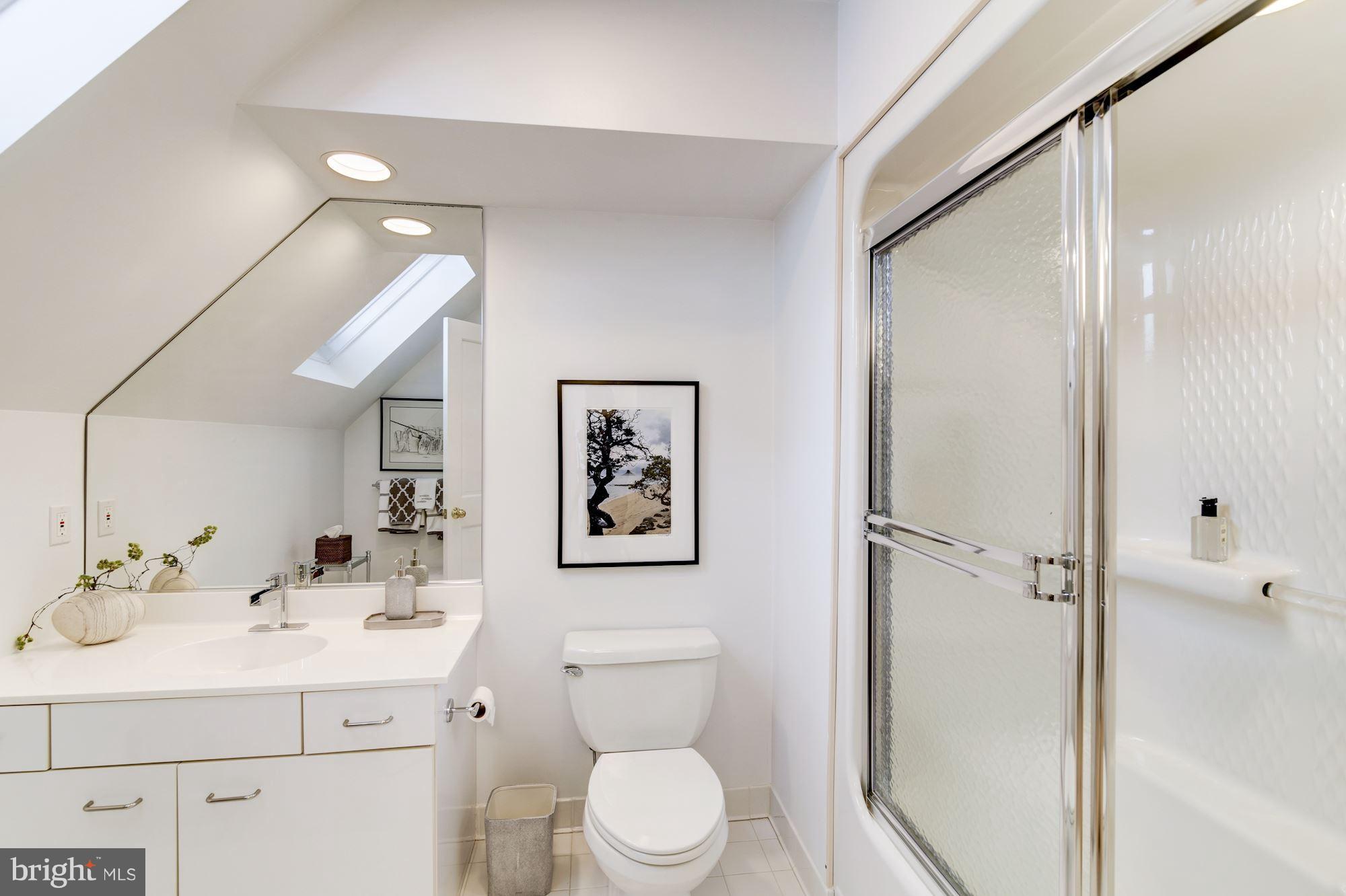 COVE CREEK CLUB - Residential