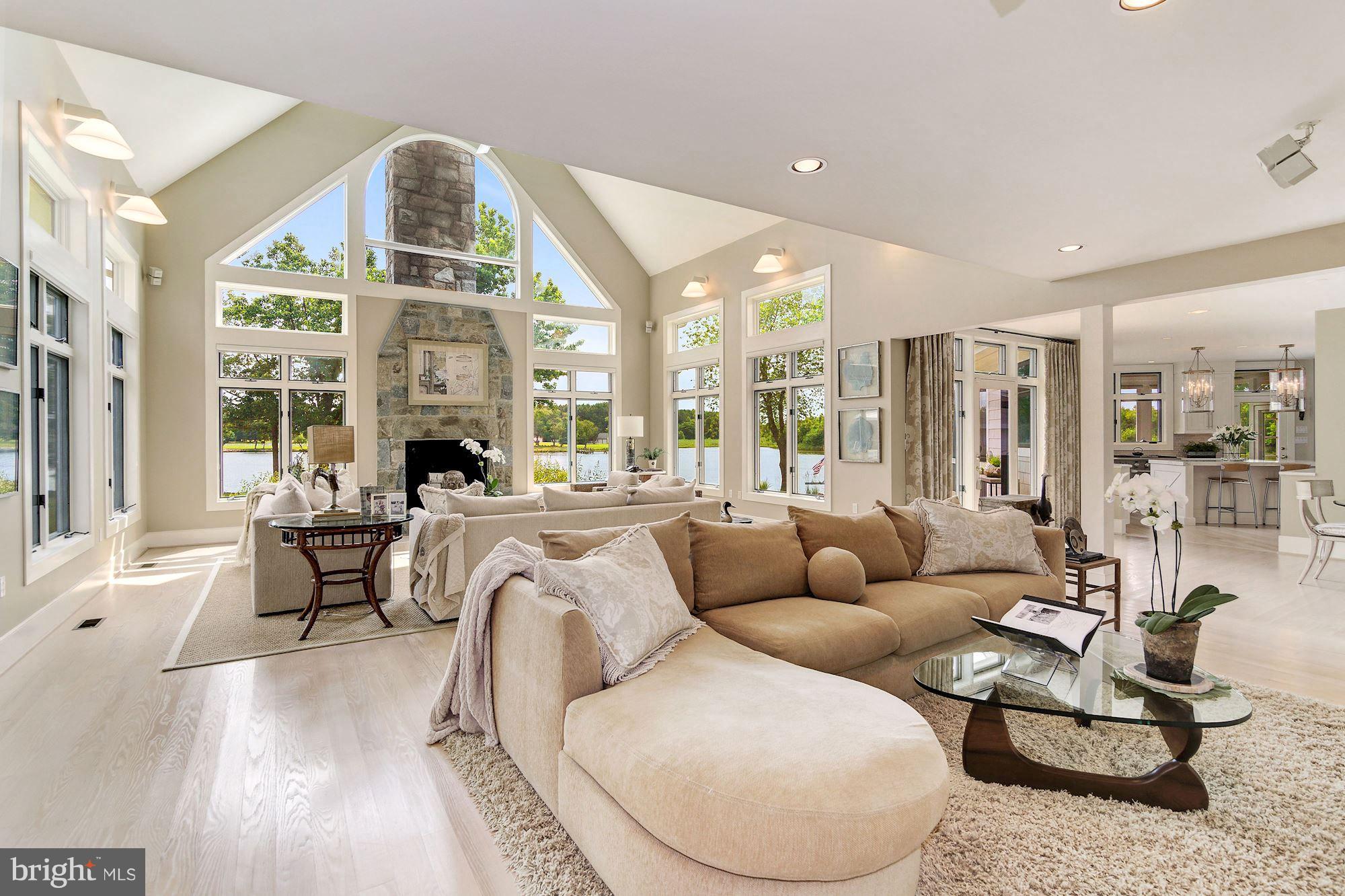 COVE CREEK CLUB - Residential