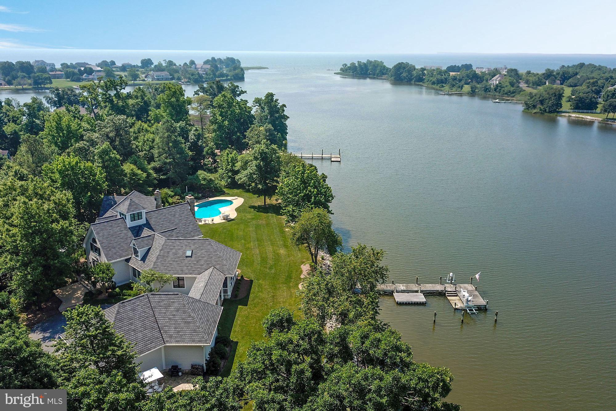 COVE CREEK CLUB - Residential