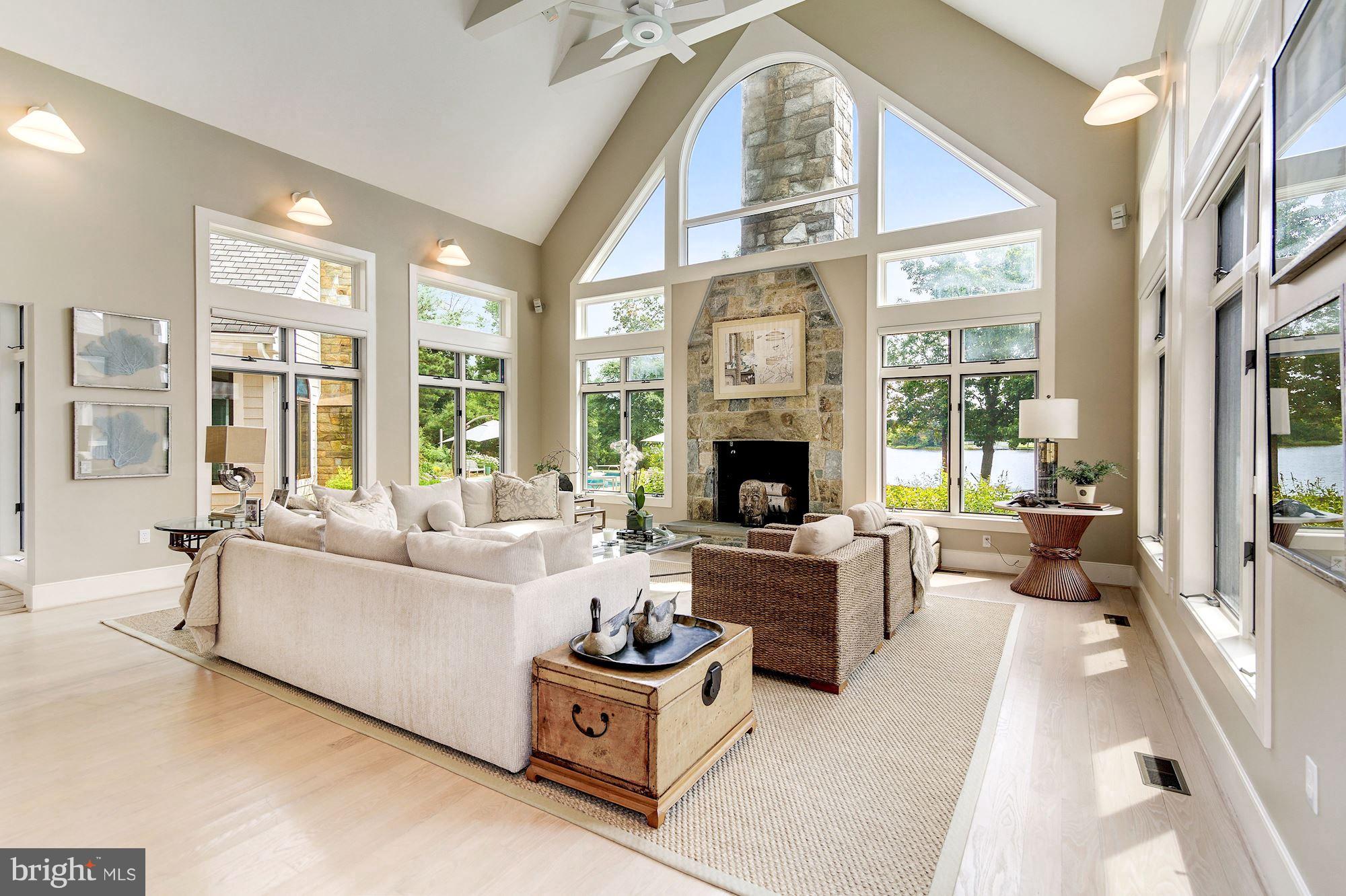 COVE CREEK CLUB - Residential