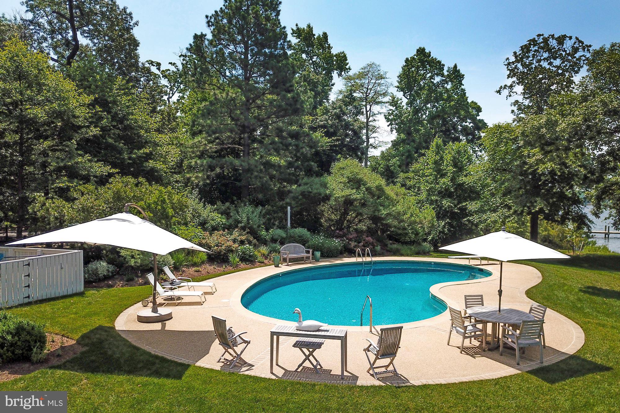 COVE CREEK CLUB - Residential