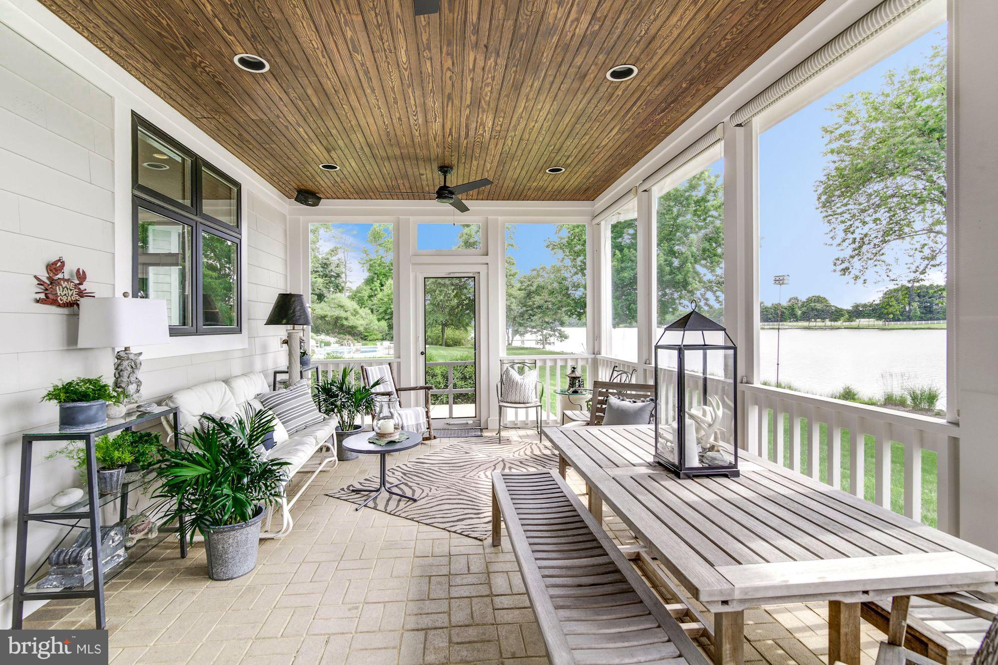 COVE CREEK CLUB - Residential