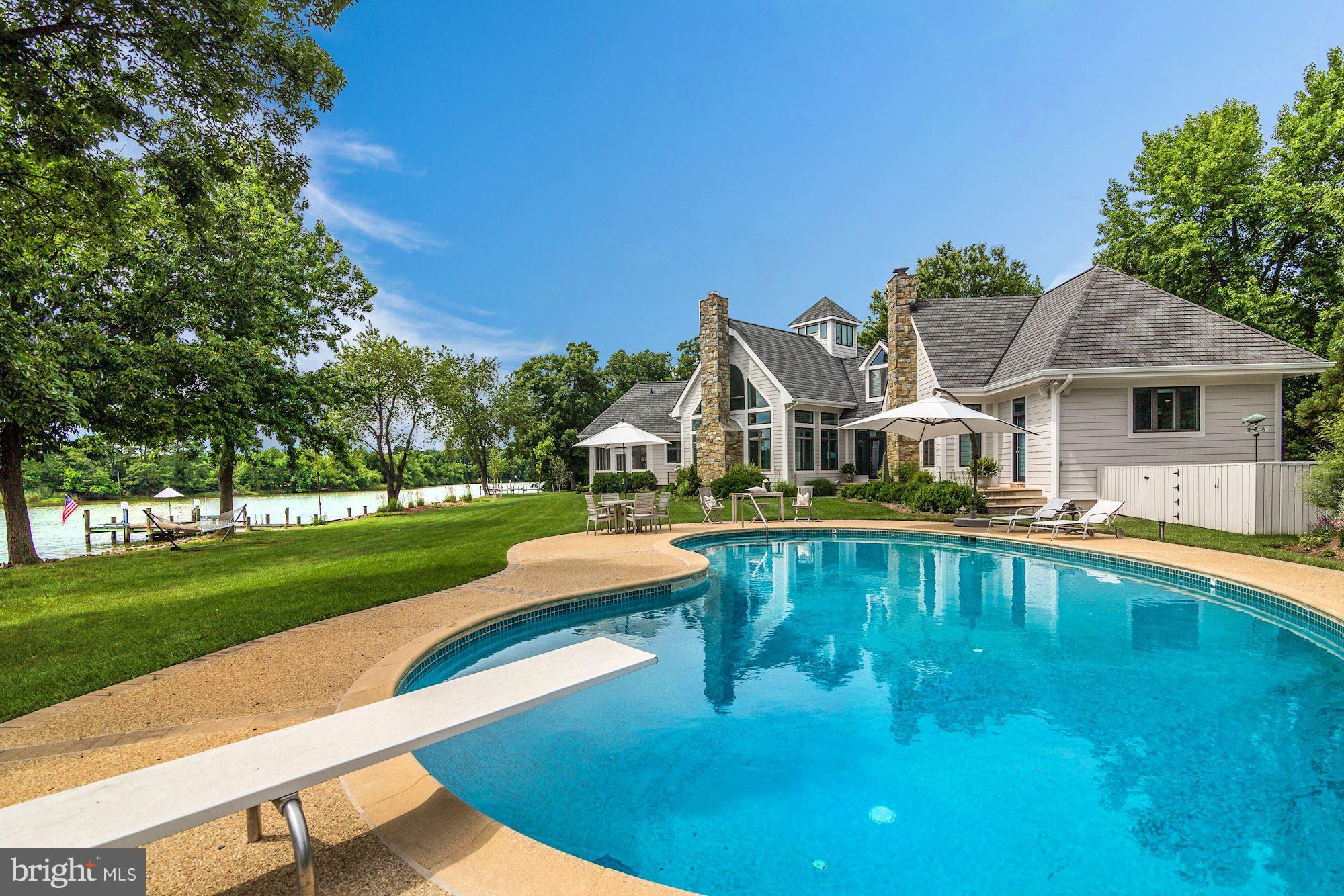 COVE CREEK CLUB - Residential