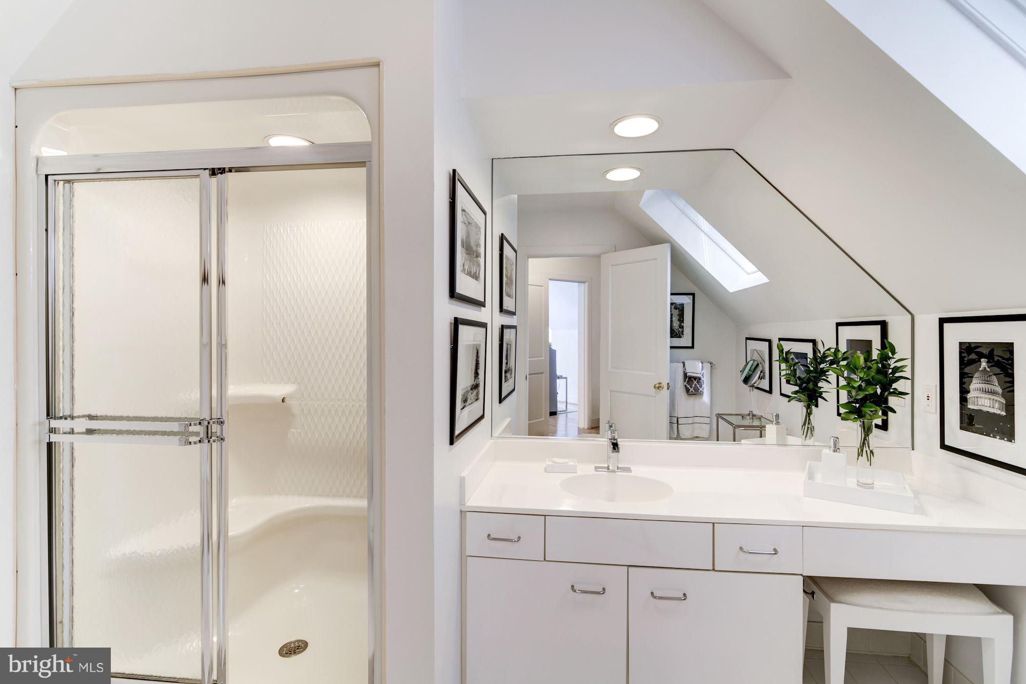 COVE CREEK CLUB - Residential