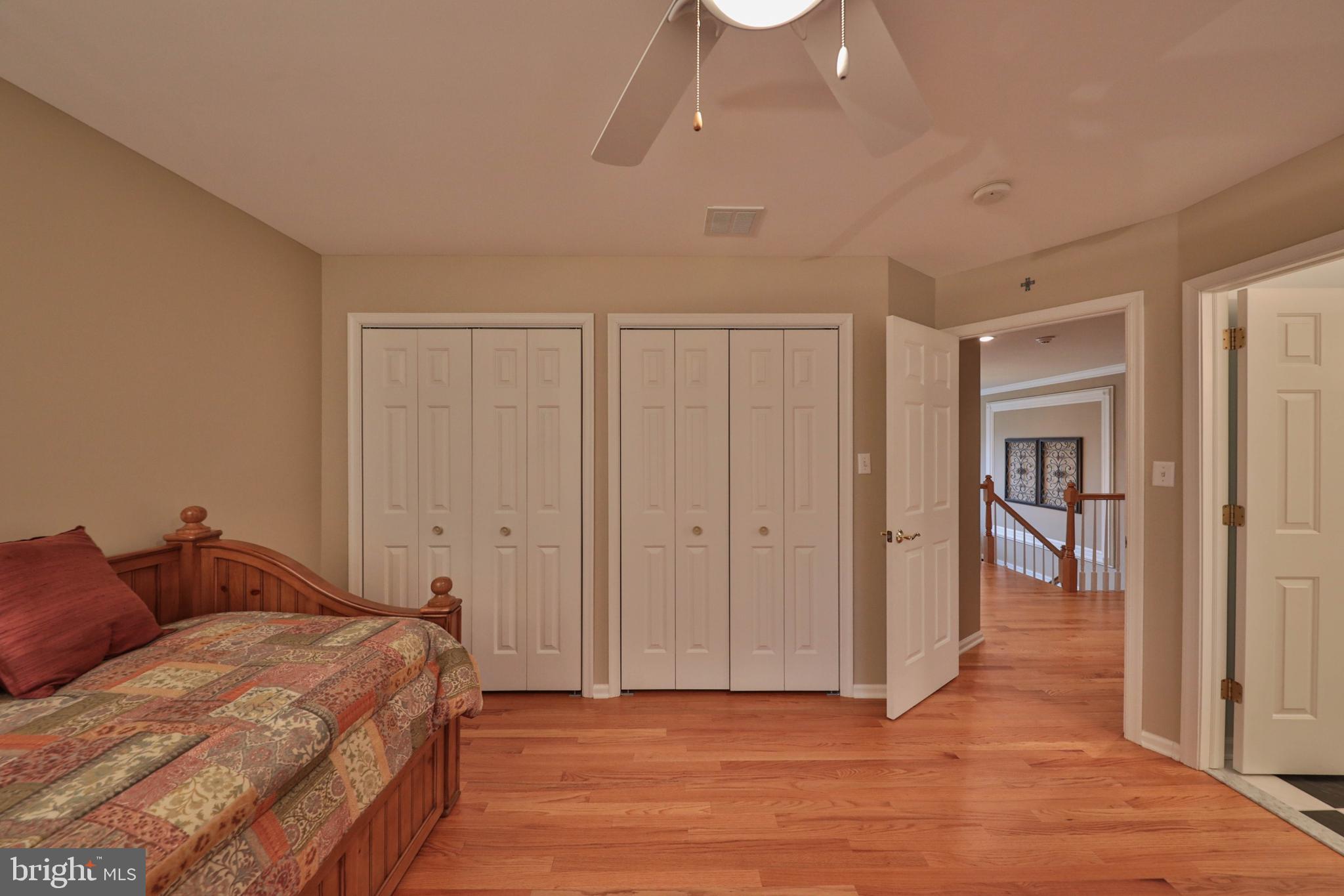WOODFIELDS - Residential