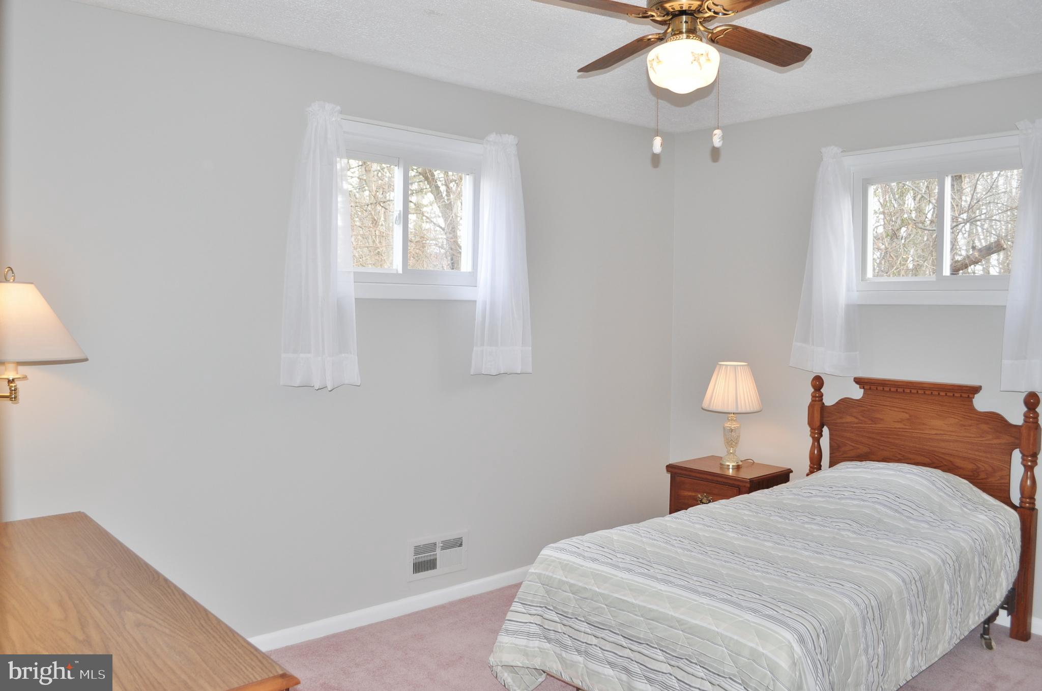 HILLENDALE FARMS - Residential