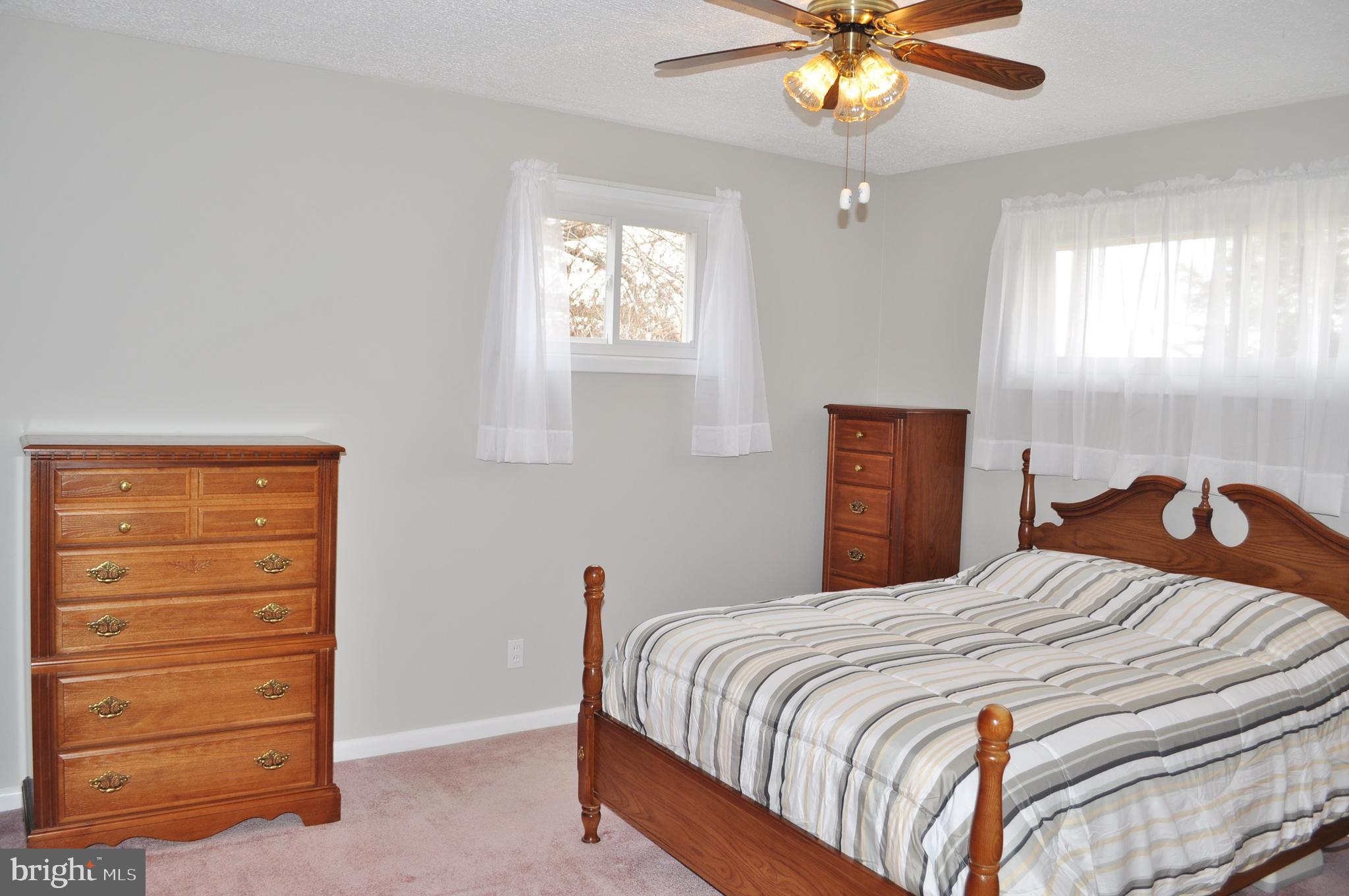 HILLENDALE FARMS - Residential