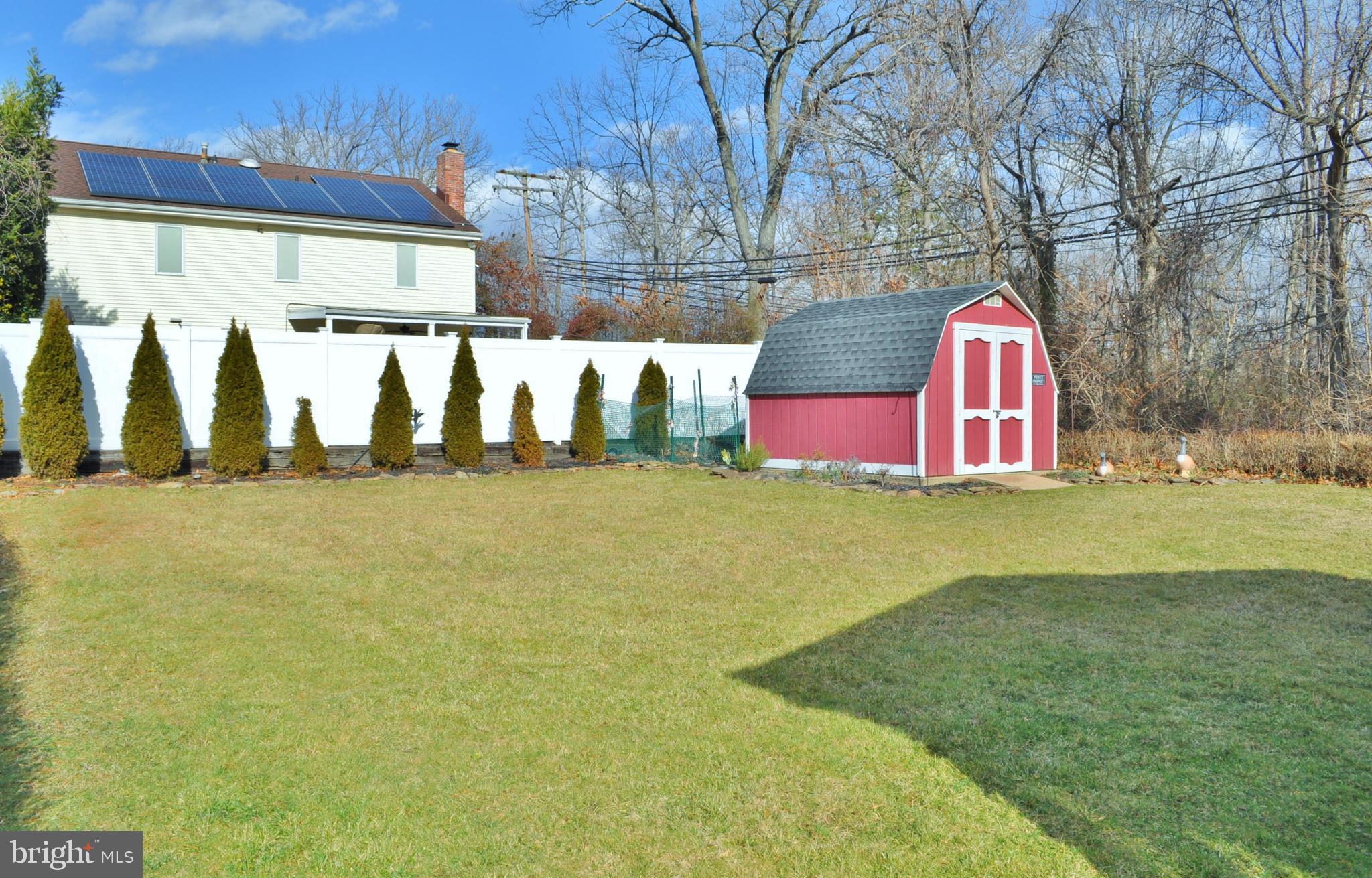 HILLENDALE FARMS - Residential