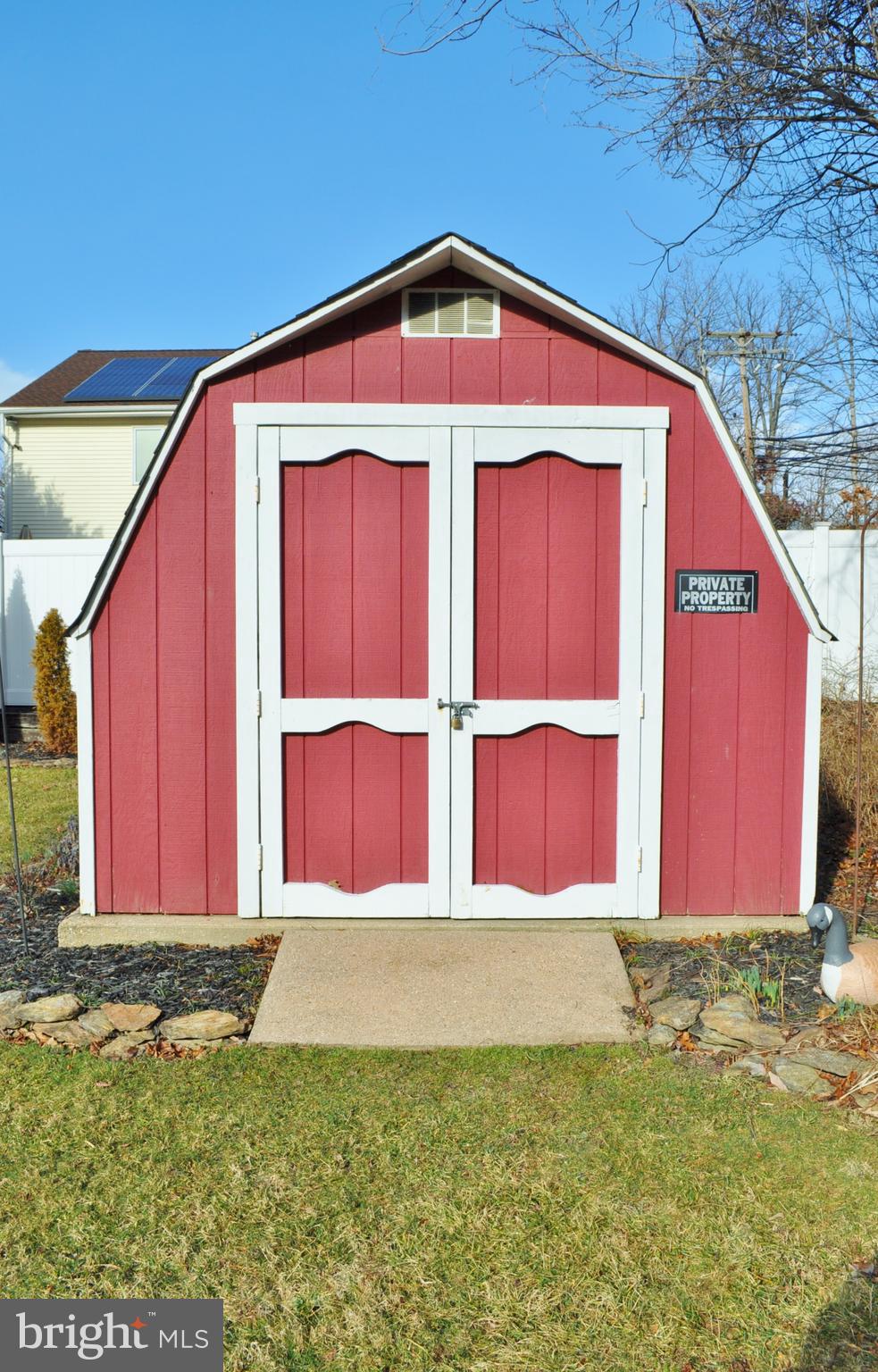 HILLENDALE FARMS - Residential