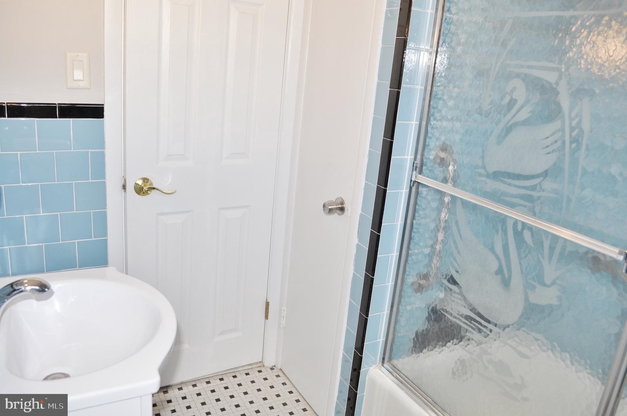 HILLENDALE FARMS - Residential