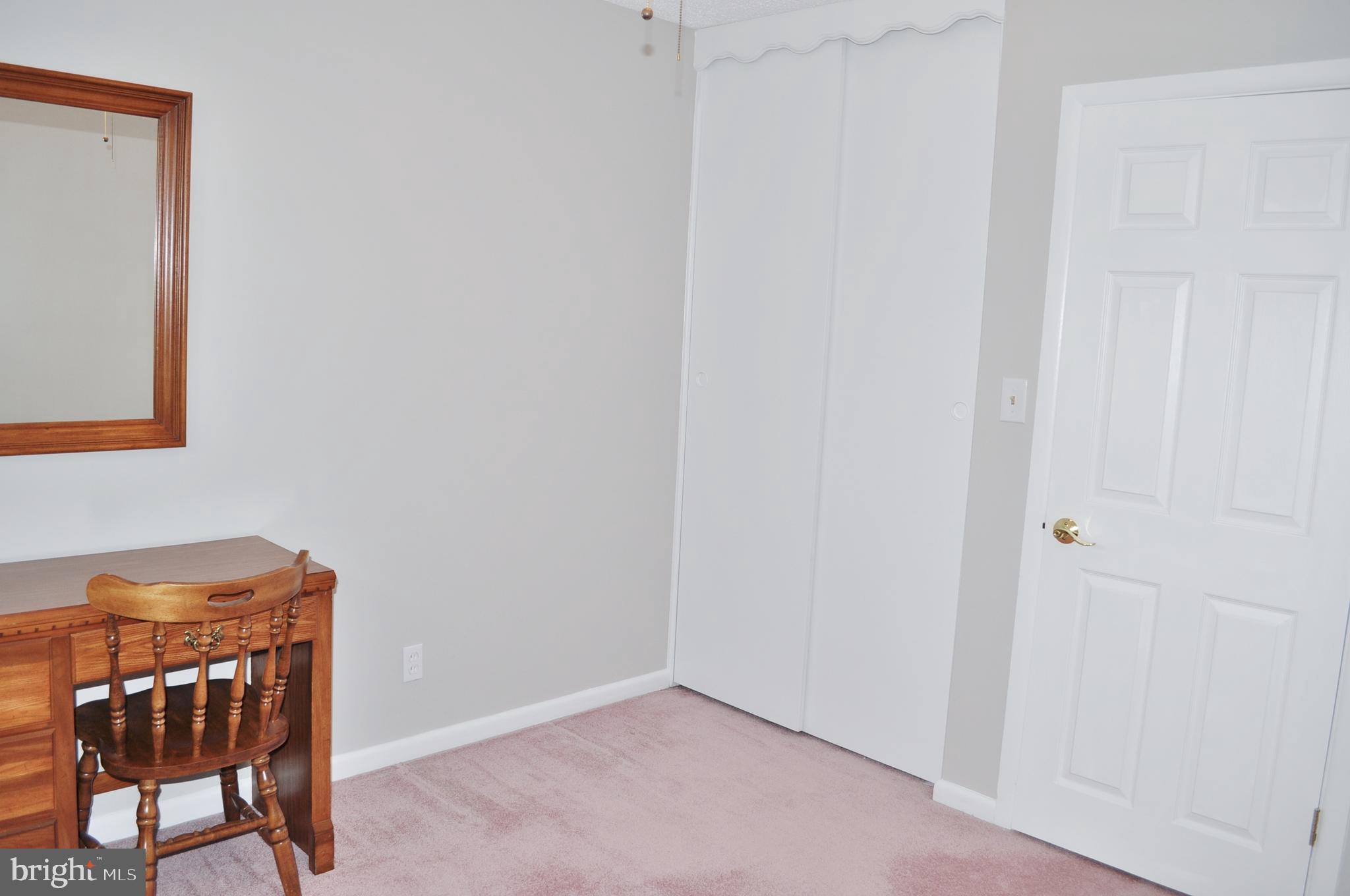 HILLENDALE FARMS - Residential