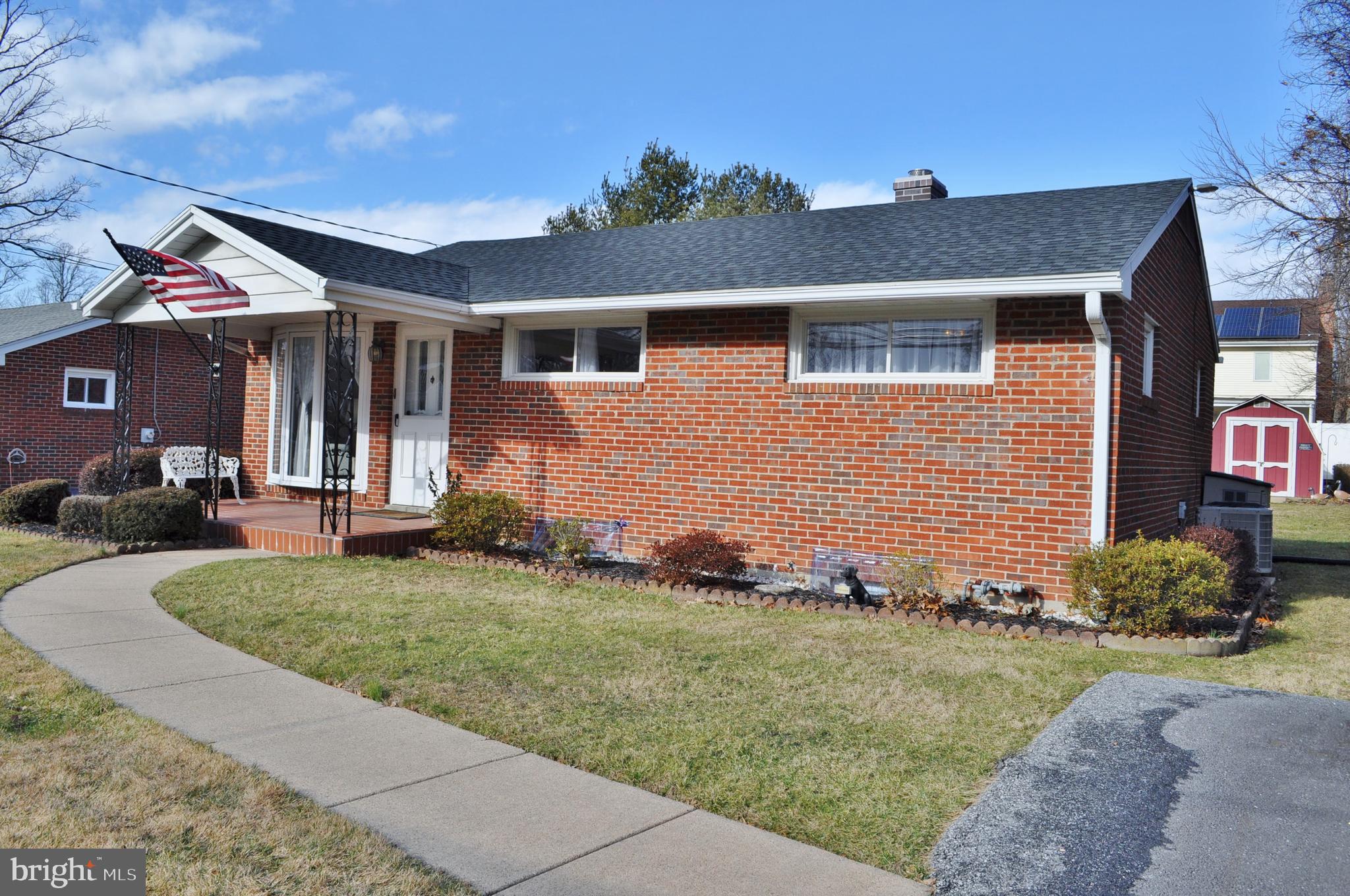 HILLENDALE FARMS - Residential