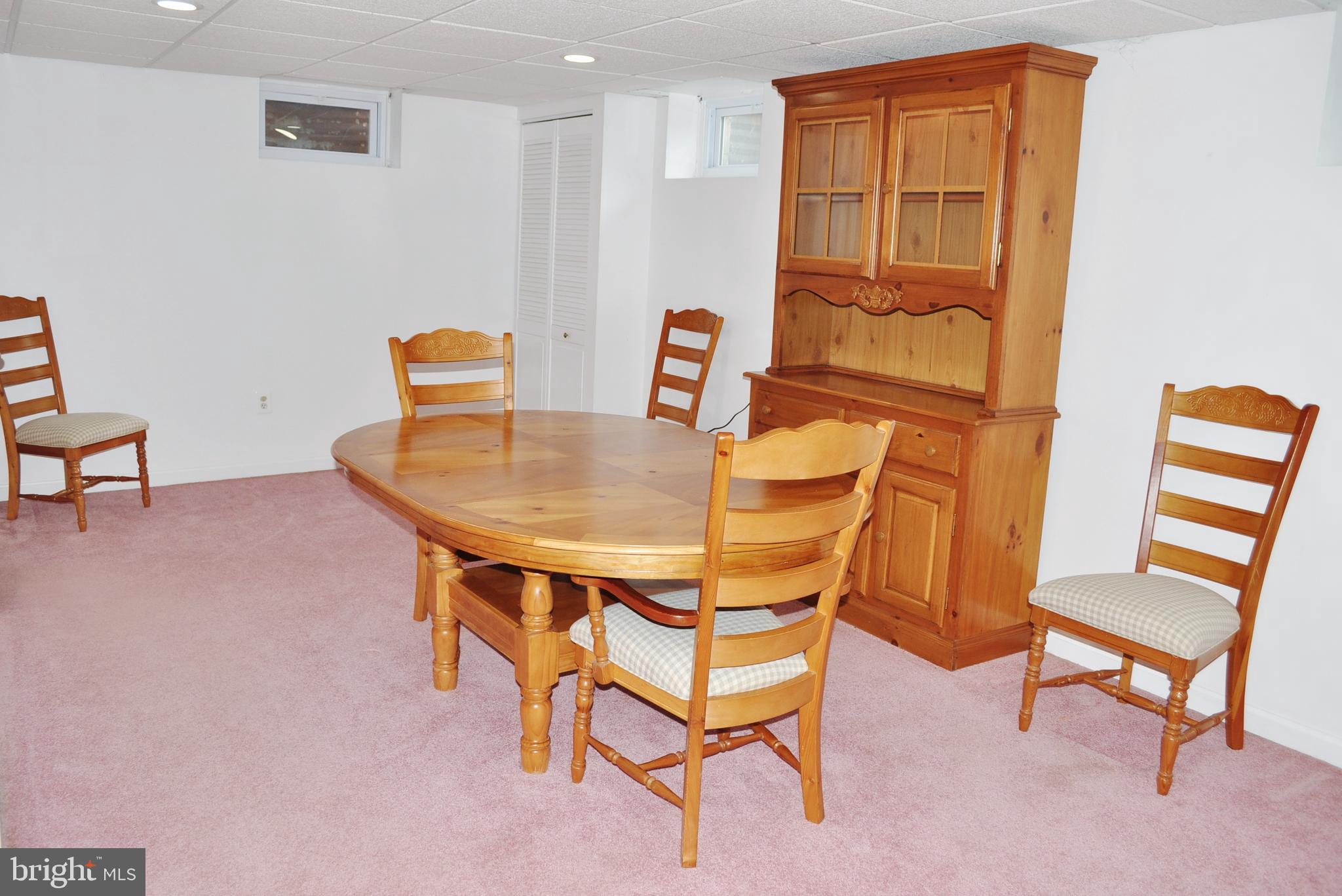 HILLENDALE FARMS - Residential