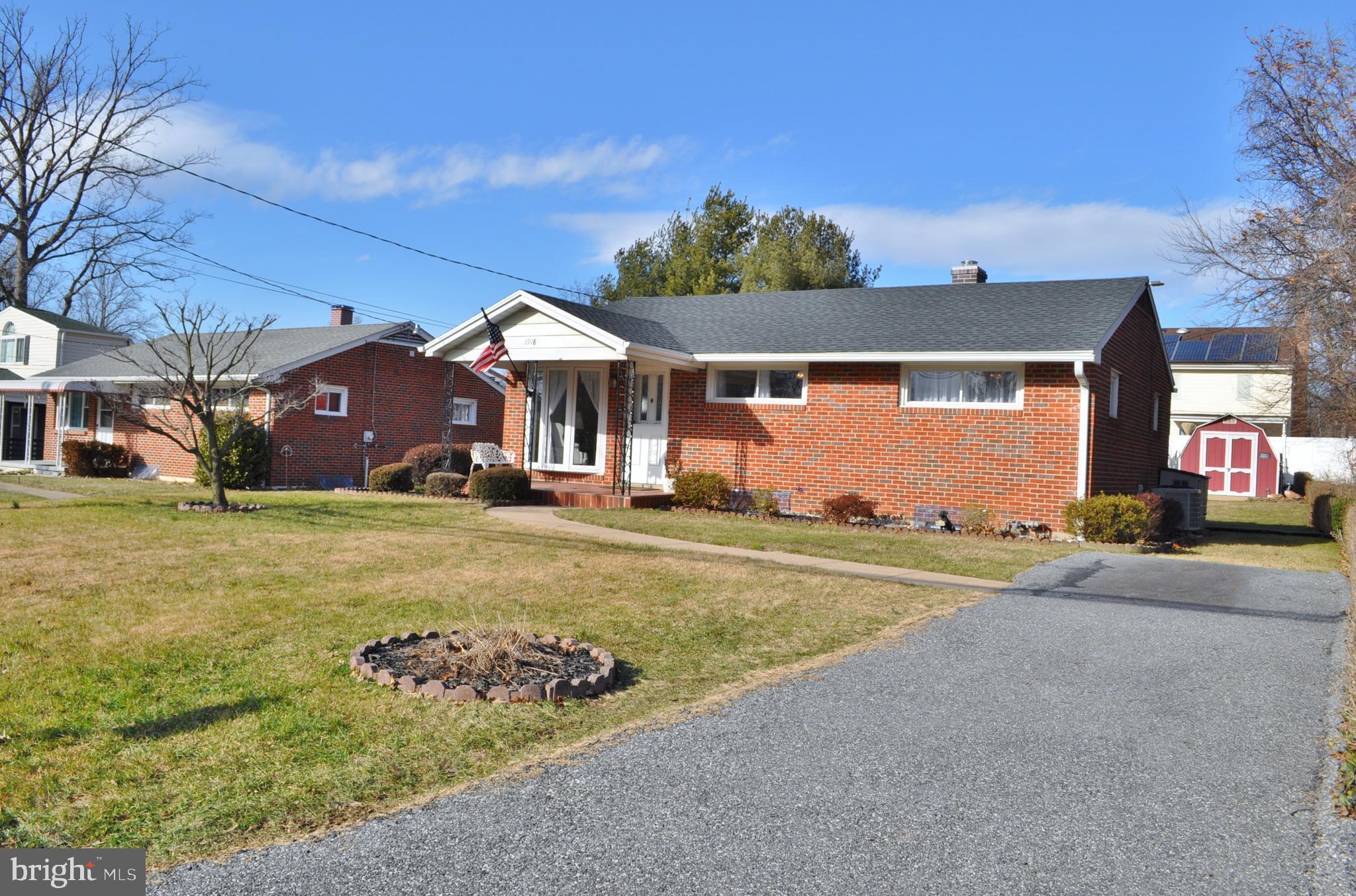 HILLENDALE FARMS - Residential