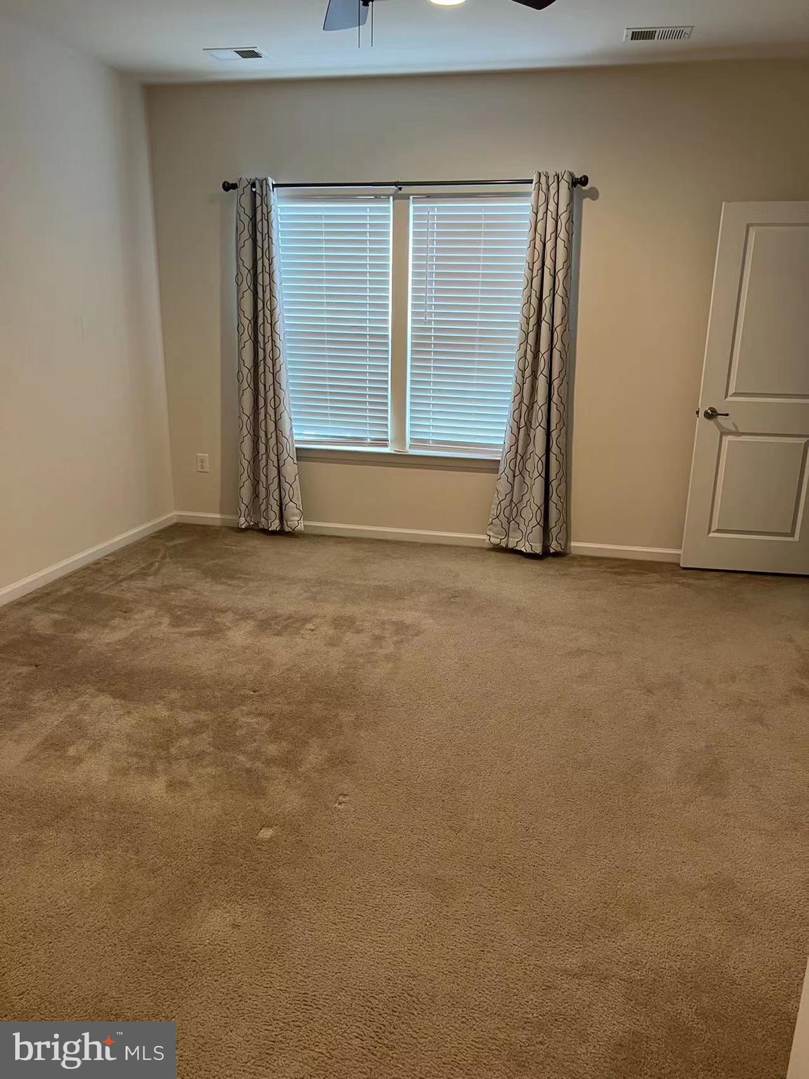 ELLICOTT CROSSING - Residential Lease