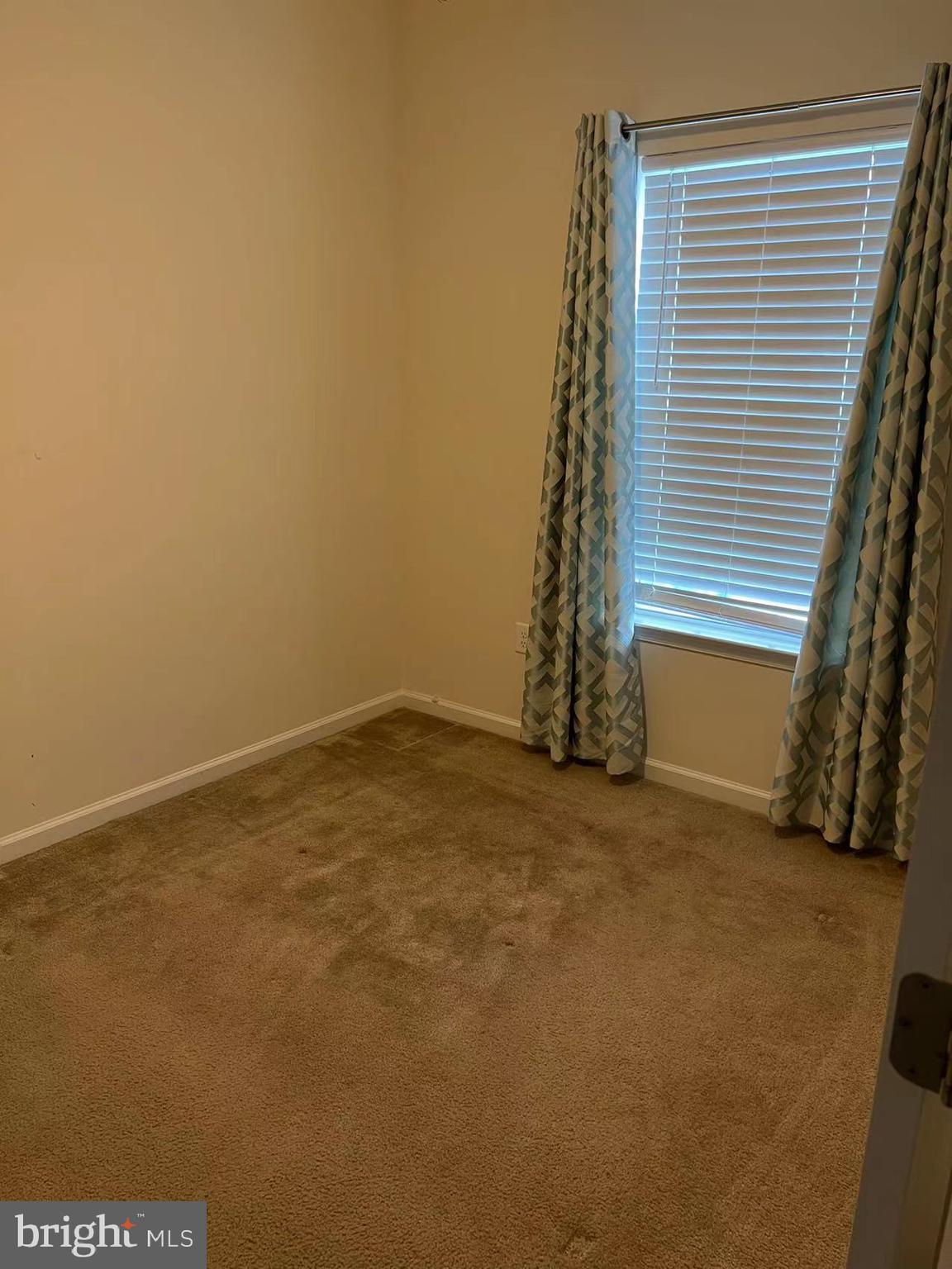 ELLICOTT CROSSING - Residential Lease