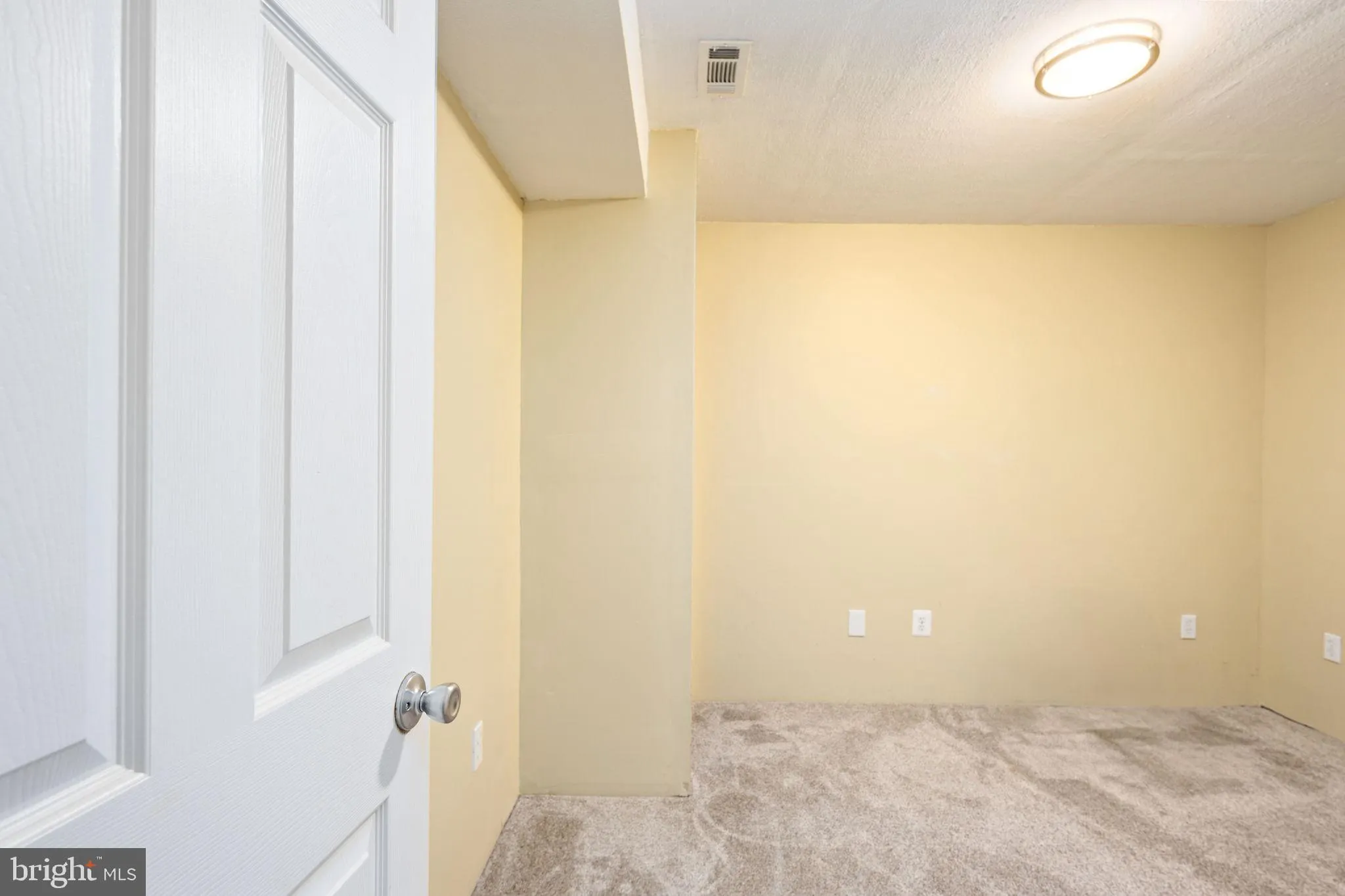 Fredericksburg, Virginia 22407, United States, 4 Bedrooms Bedrooms, ,4 BathroomsBathrooms,Residential,Active,194955