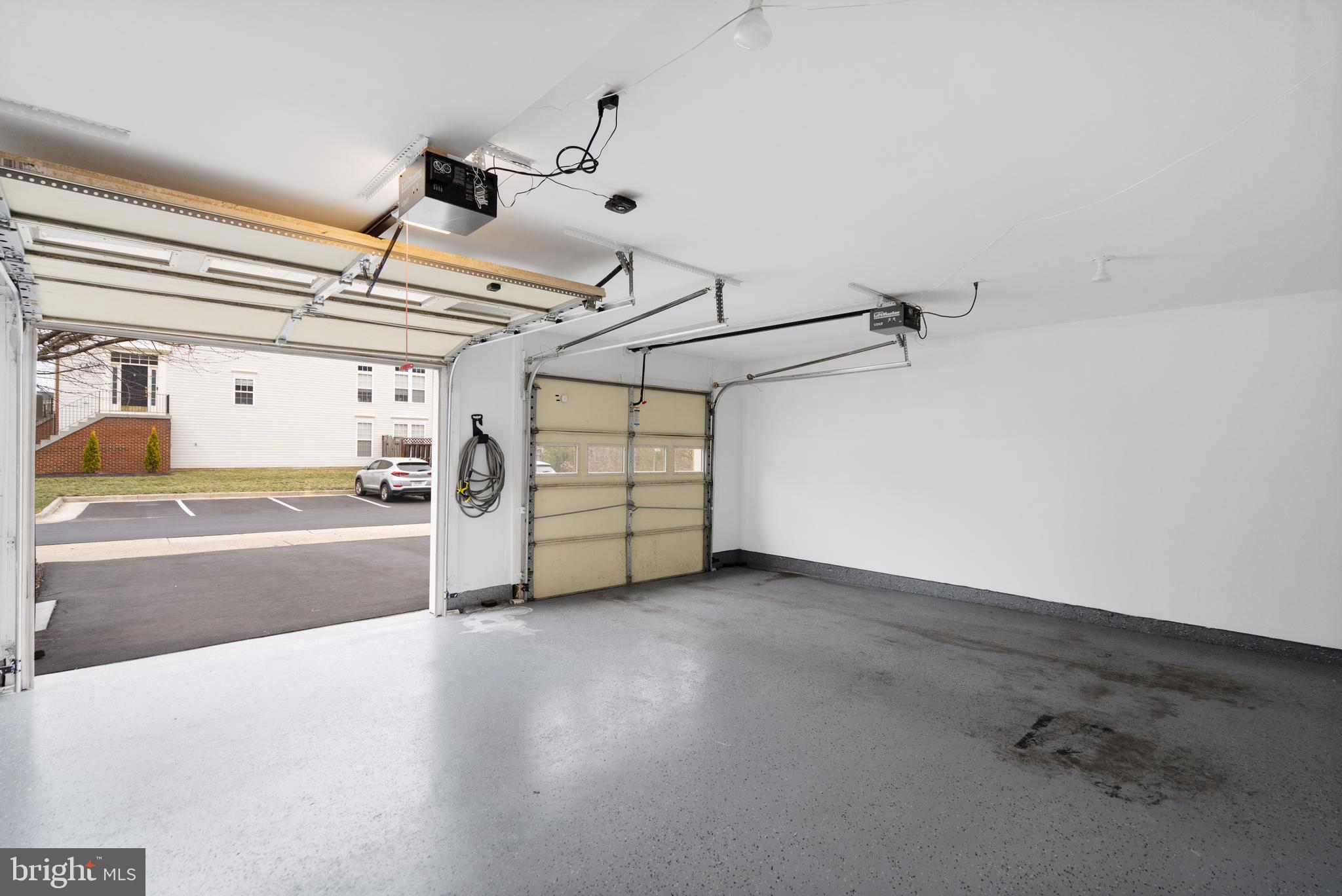 BROADLANDS SOUTH - Residential Lease