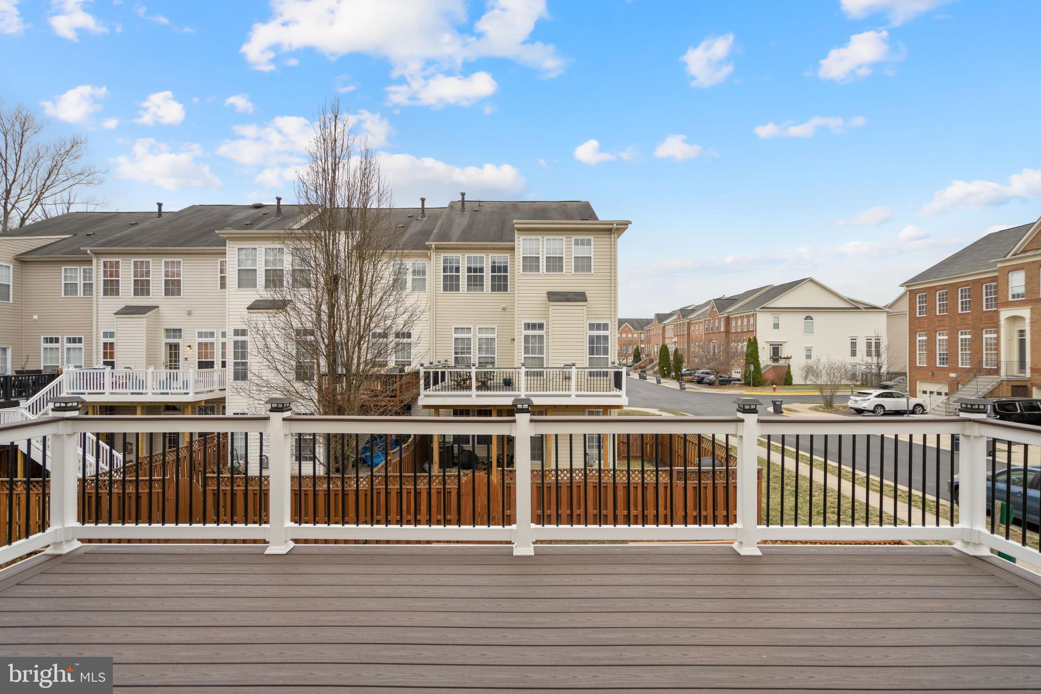 BROADLANDS SOUTH - Residential Lease