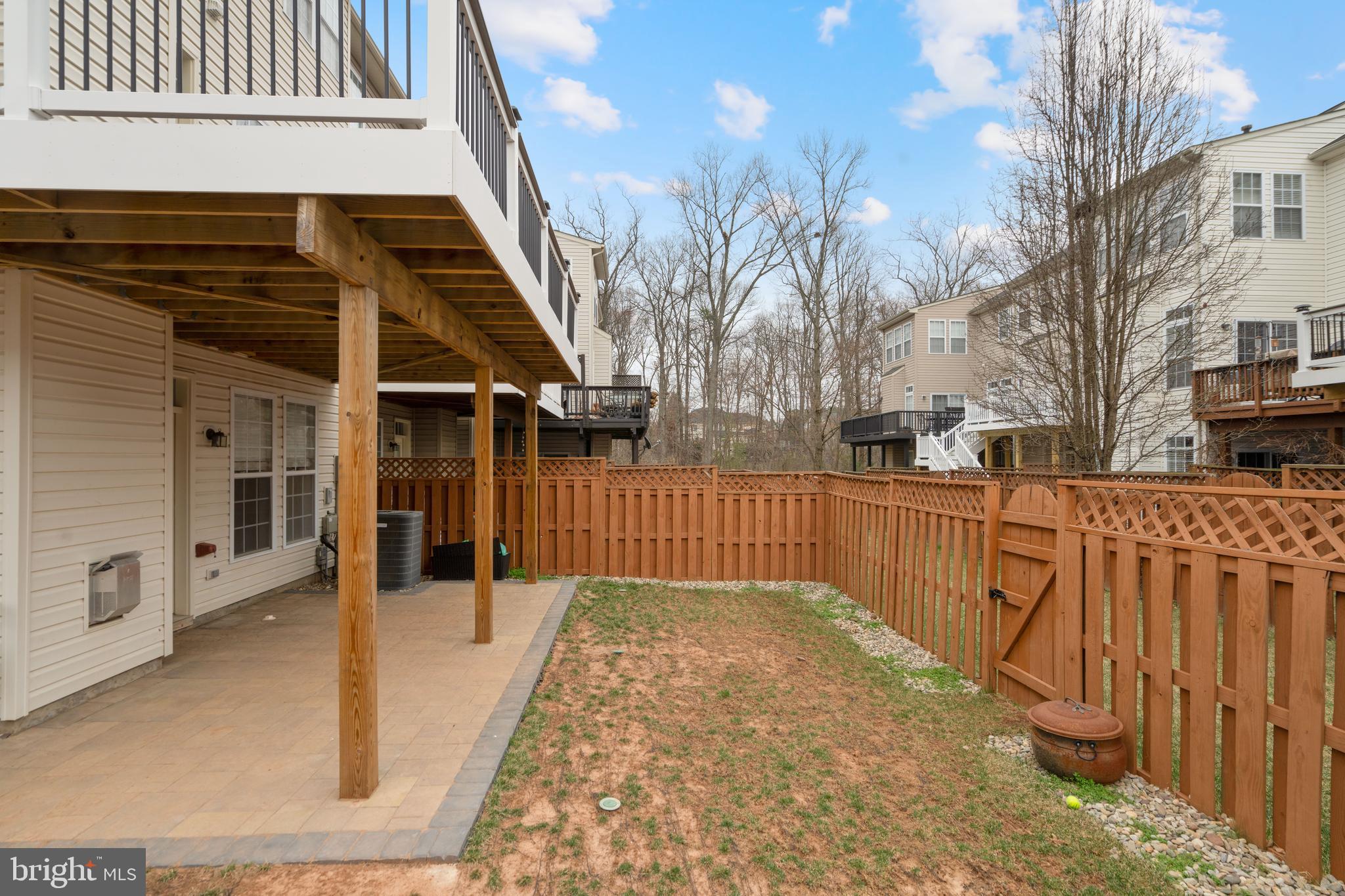 BROADLANDS SOUTH - Residential Lease