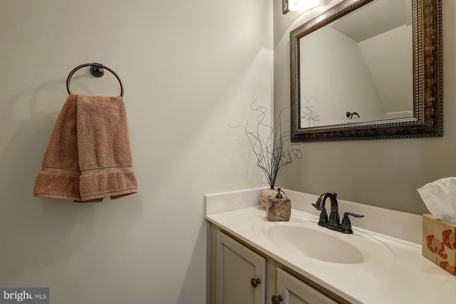 QUAKER HILL - Residential