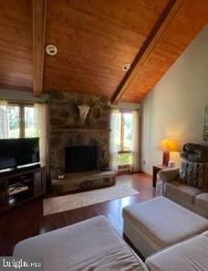 EAGLEHEAD PINEHURST - Residential Lease