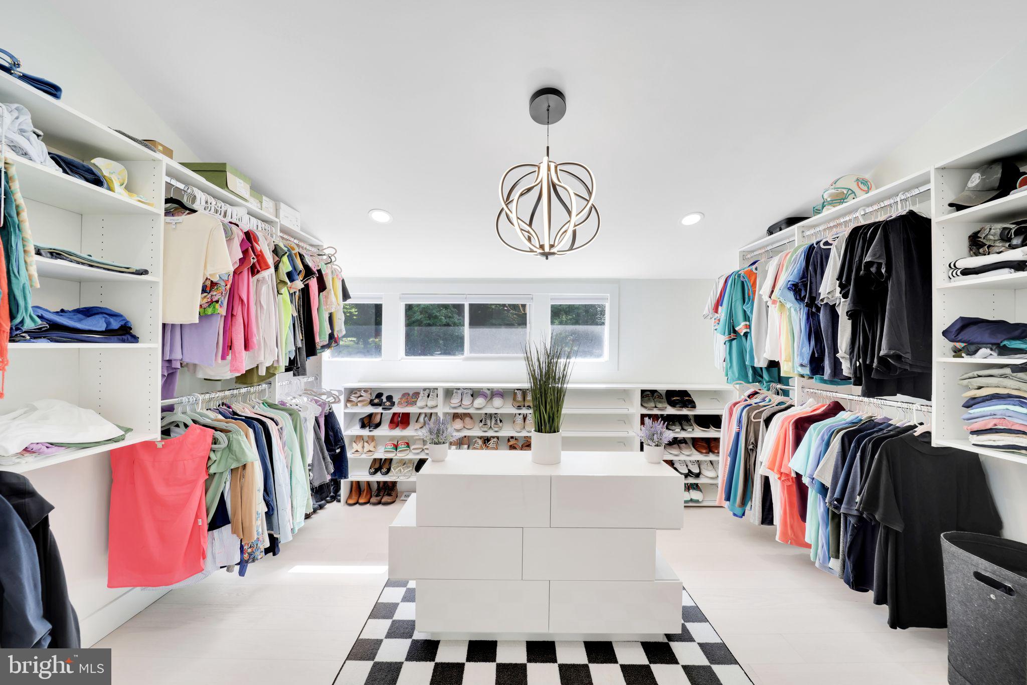 EAST GATE OF POTOMAC - Residential