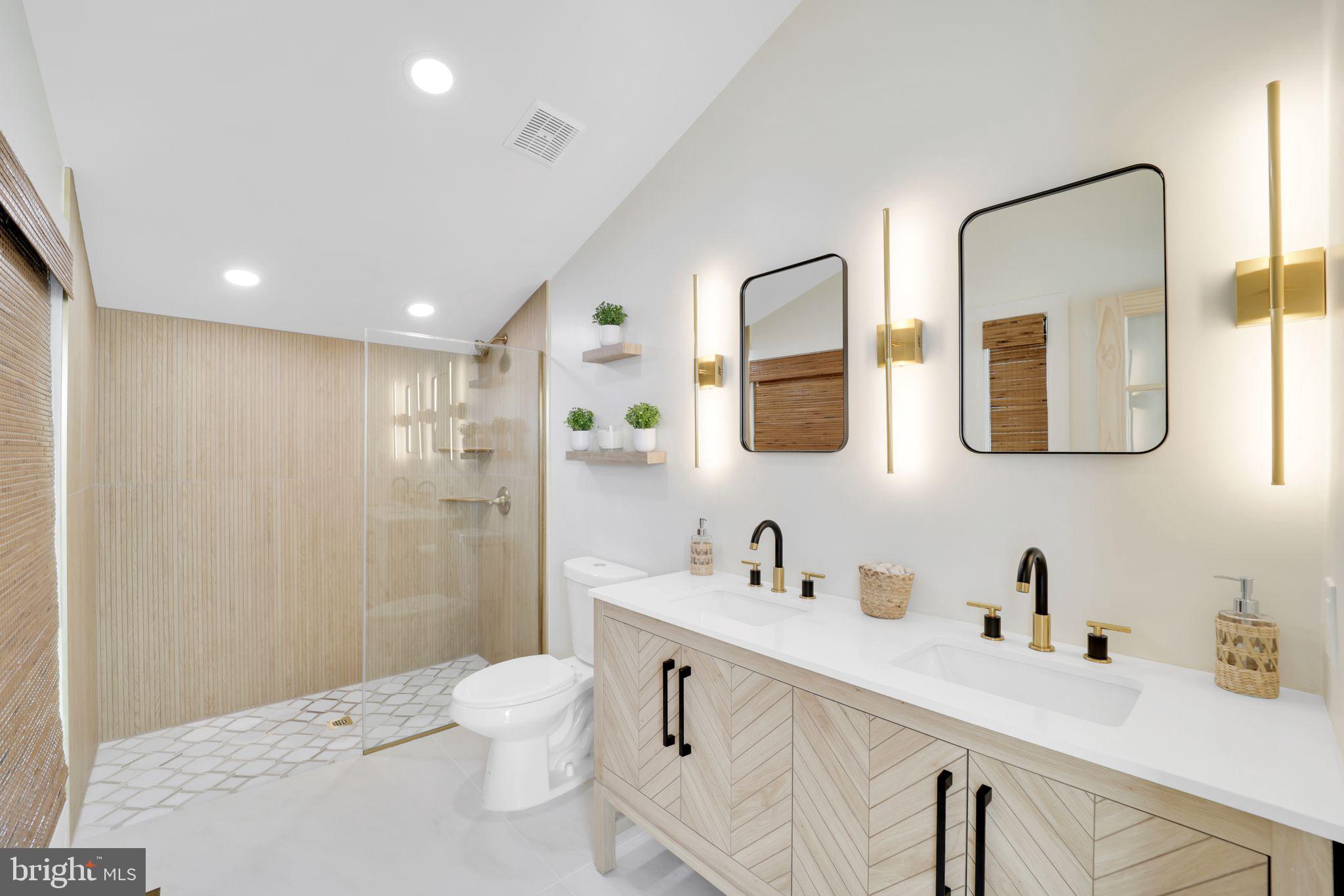 EAST GATE OF POTOMAC - Residential