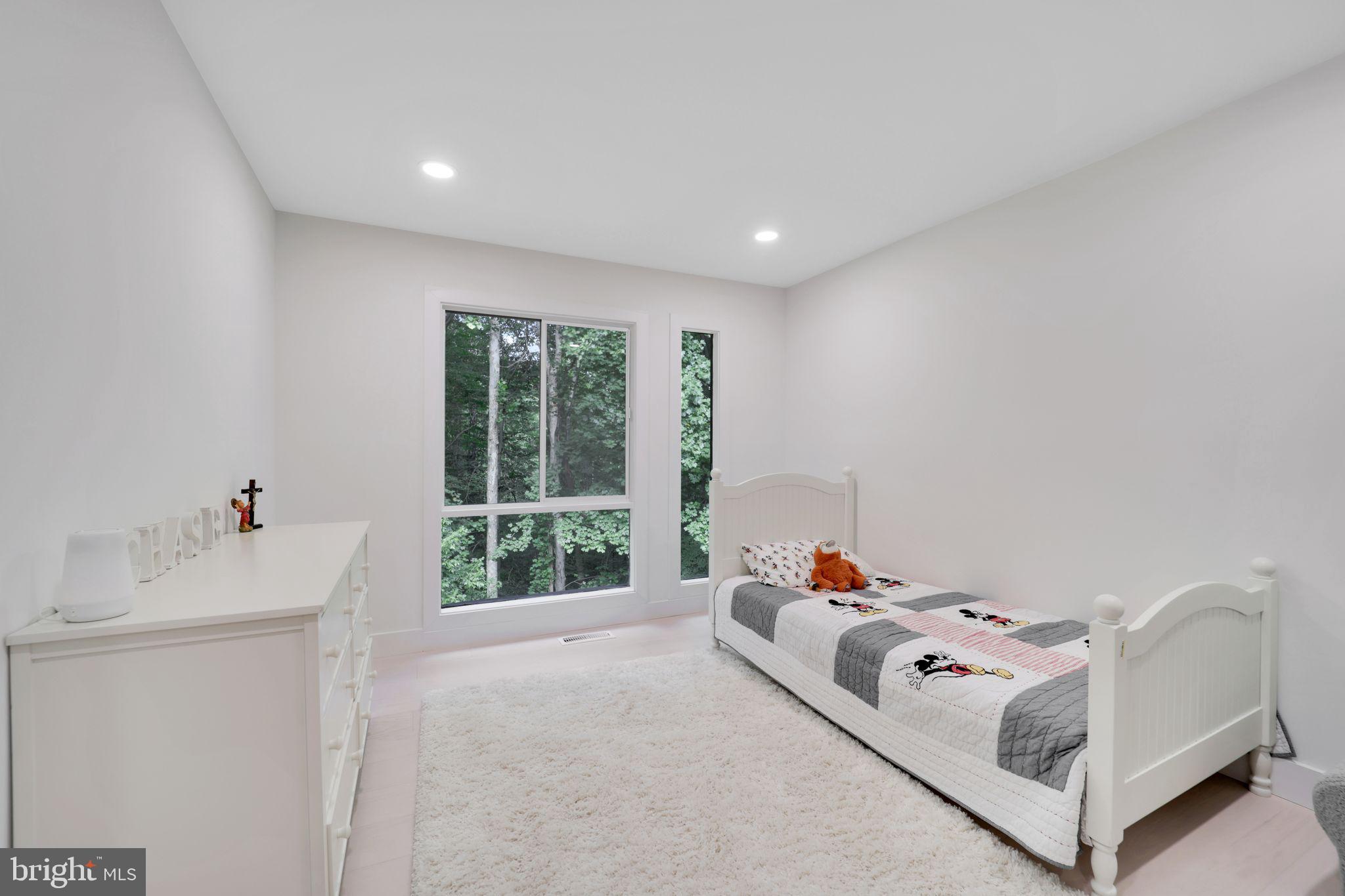 EAST GATE OF POTOMAC - Residential