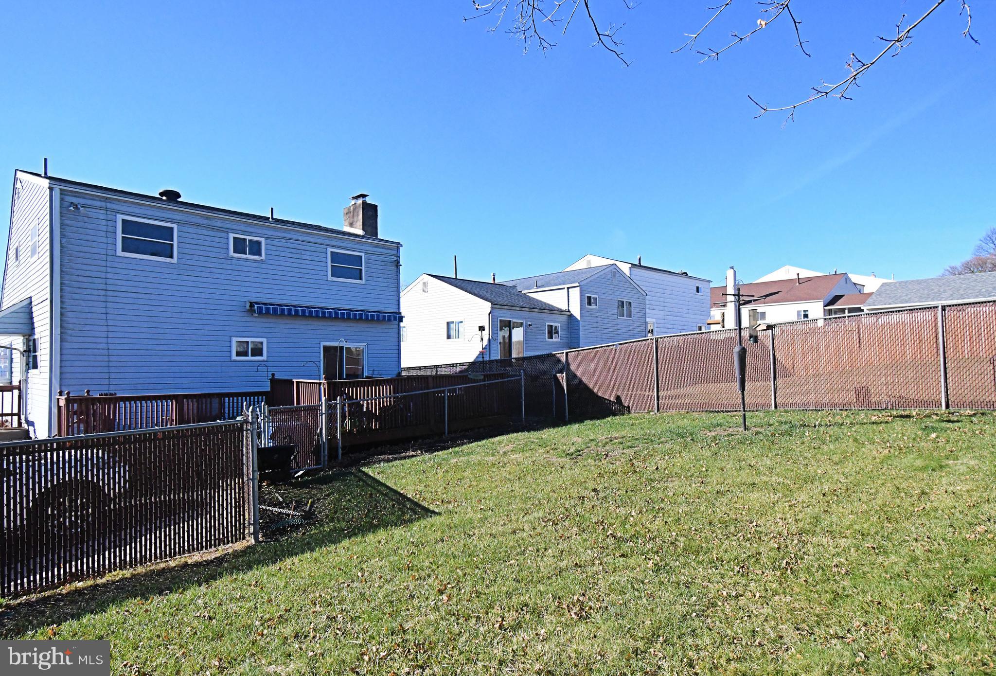 WILLOW MANOR - Residential