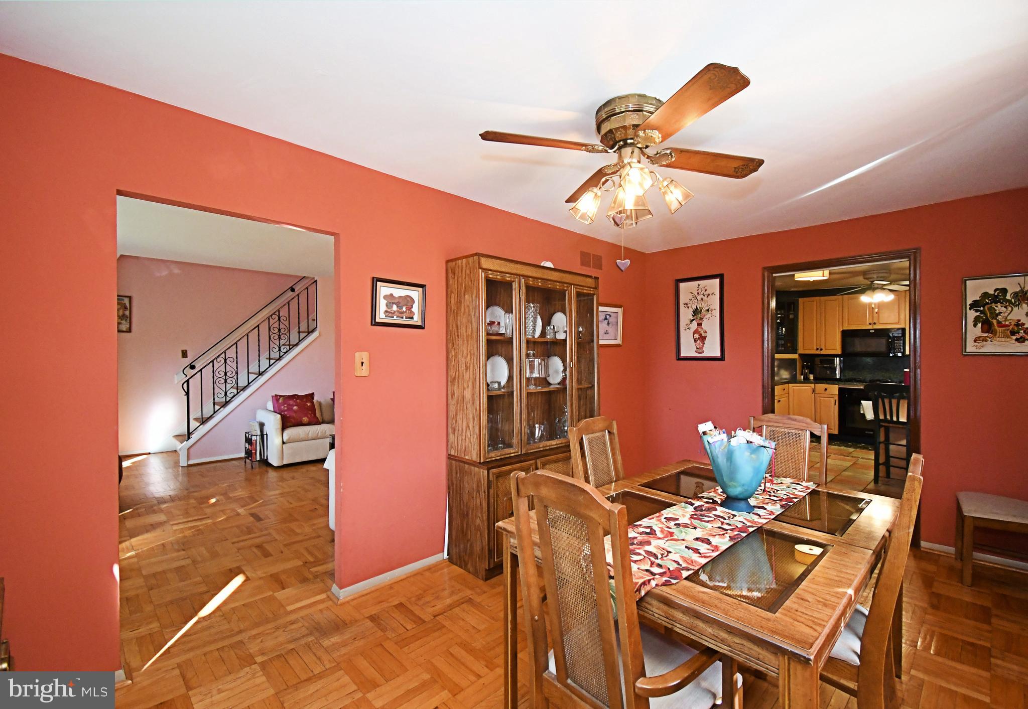 WILLOW MANOR - Residential