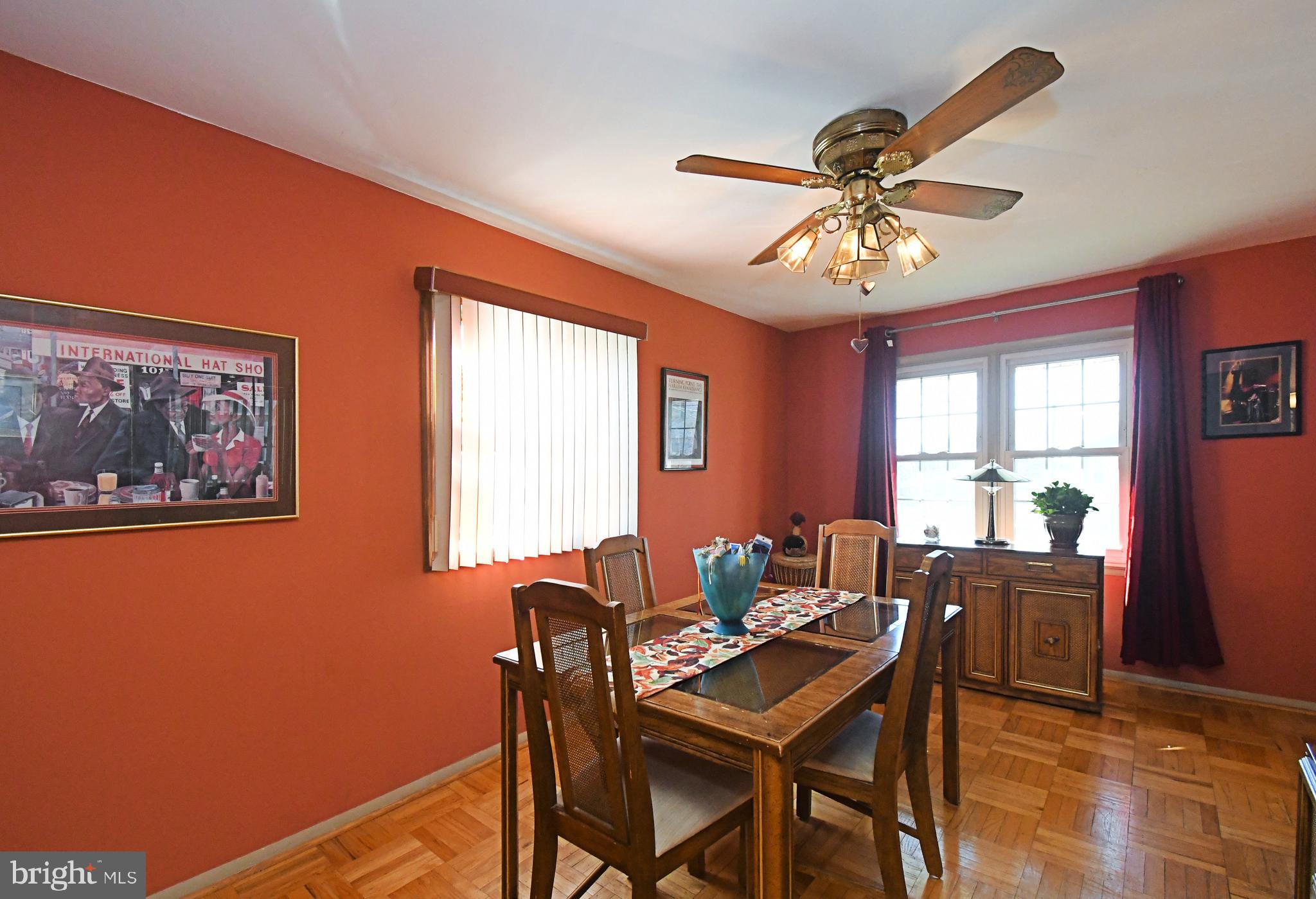 WILLOW MANOR - Residential