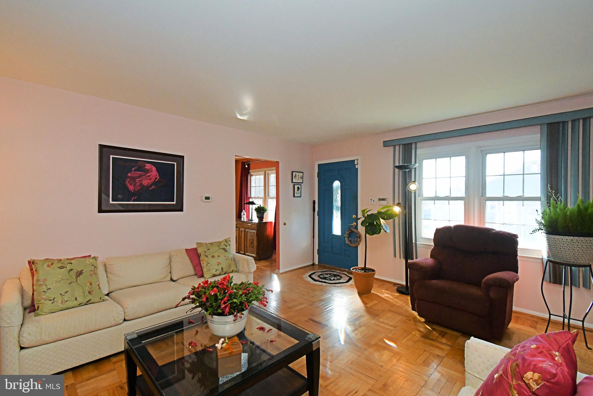 WILLOW MANOR - Residential