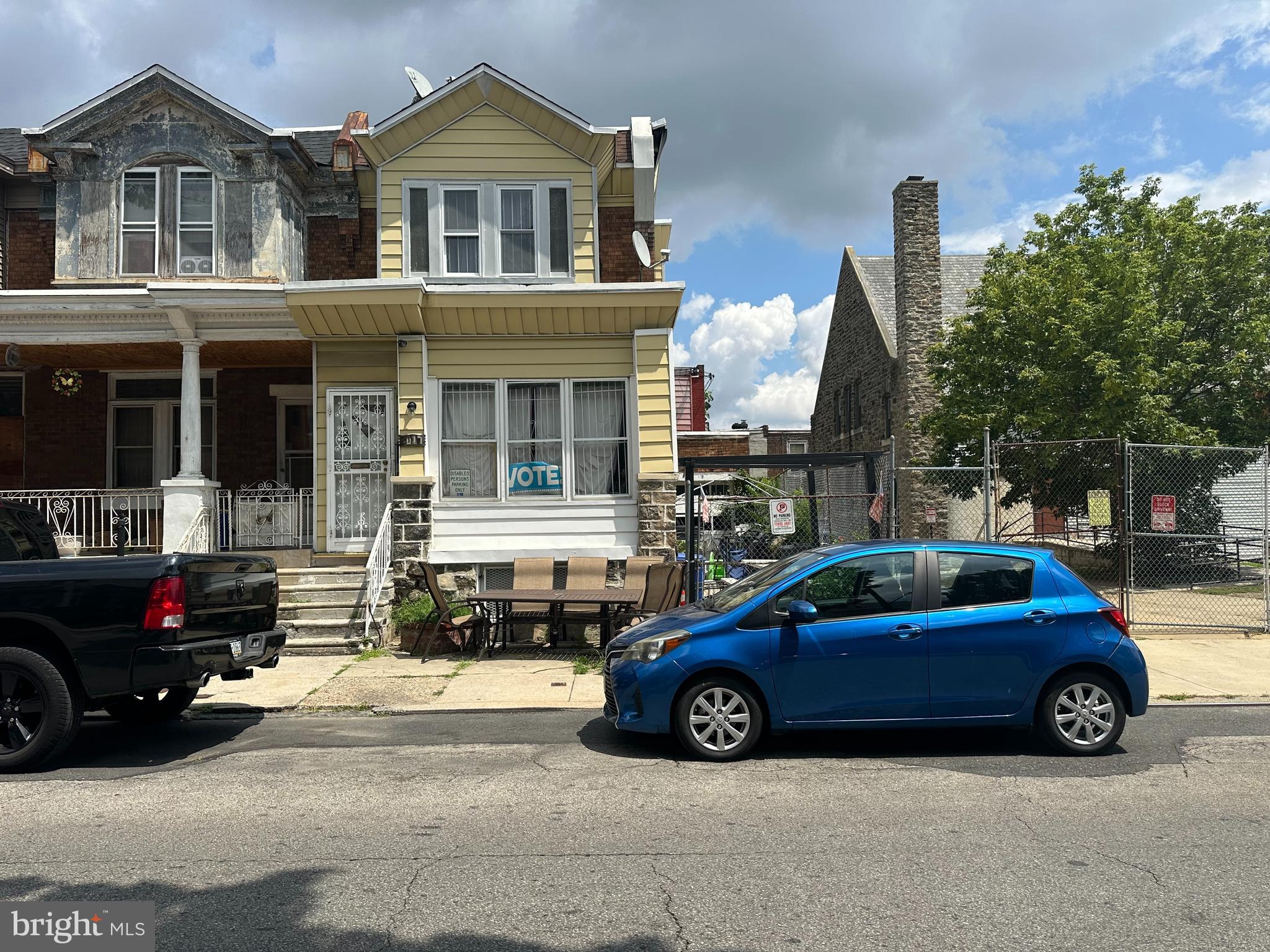 End-of-Row Townhome with Garage & Driveway – Great Rehab Opportunity
Rare find in Allegheny West: end-of-row home with attached garage and private driveway—a true standout in the neighborhood. Located next to a church driveway, this home offers added privacy and natural light. Features include an enclosed front porch, formal living and dining rooms, eat-in kitchen, and three well-sized bedrooms. Basement offers additional storage.
The property is occupied and livable but needs renovation to reach its full potential. Great candidate for investors or buyers seeking space, parking, and value. Easy access to public transportation, major roads, and near new development in the area. Priced to sell—don’t miss this opportunity!