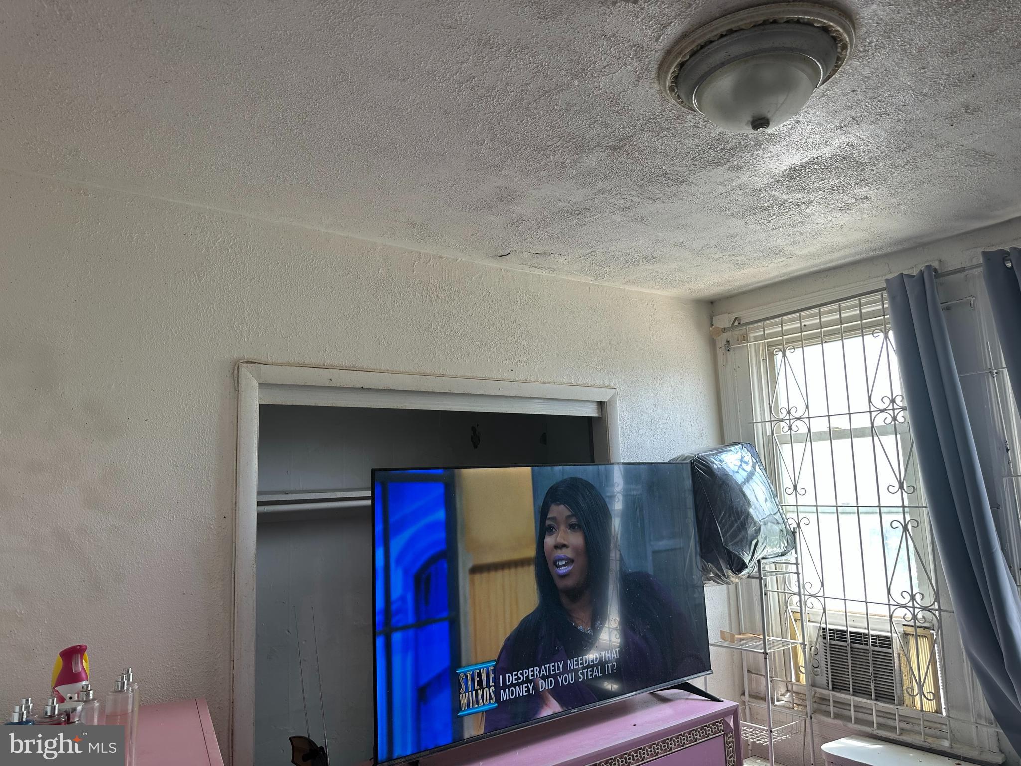 PHILADELPHIA (NORTHWEST) - Residential