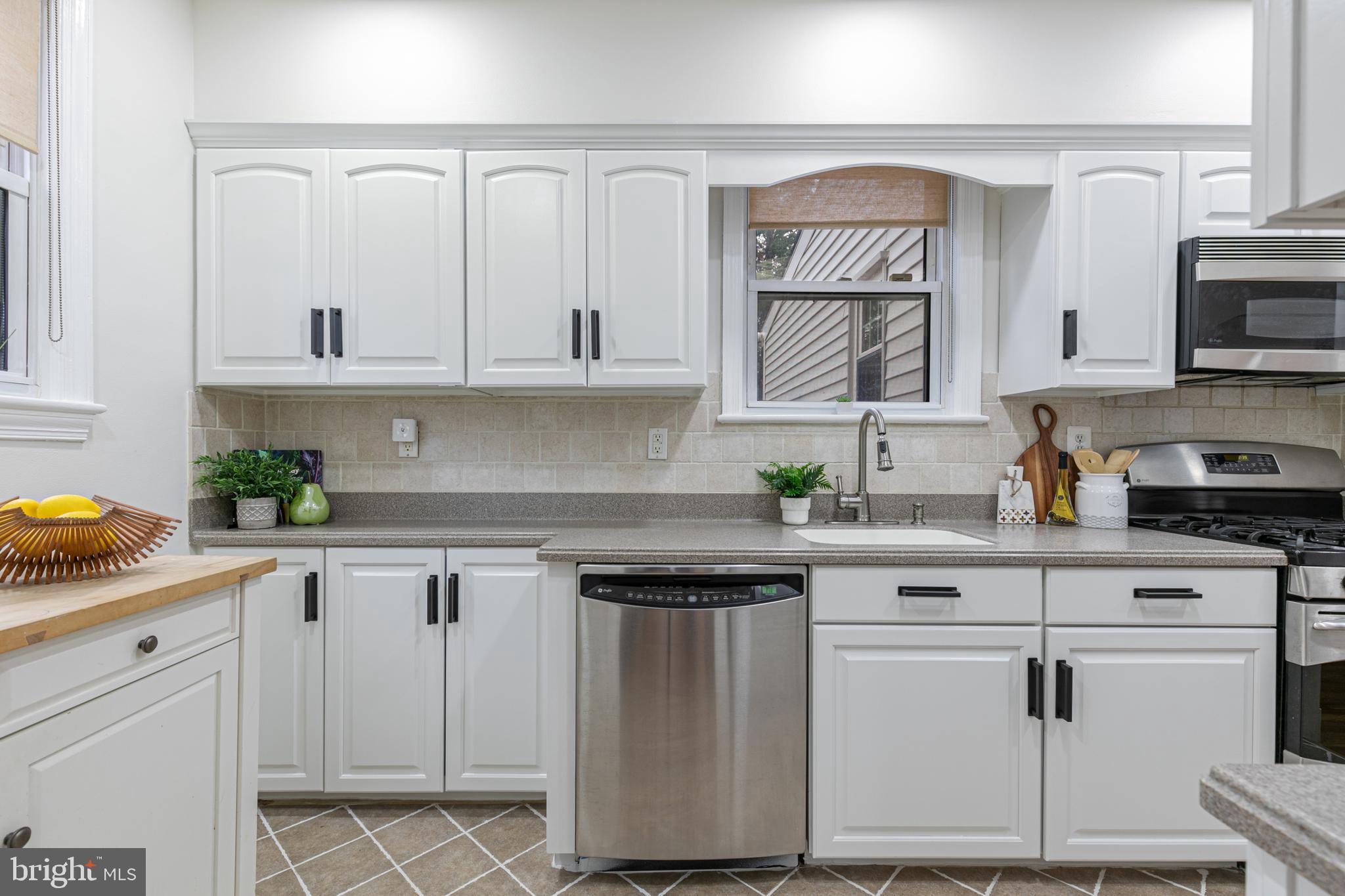 CAMERON HEIGHTS - Residential