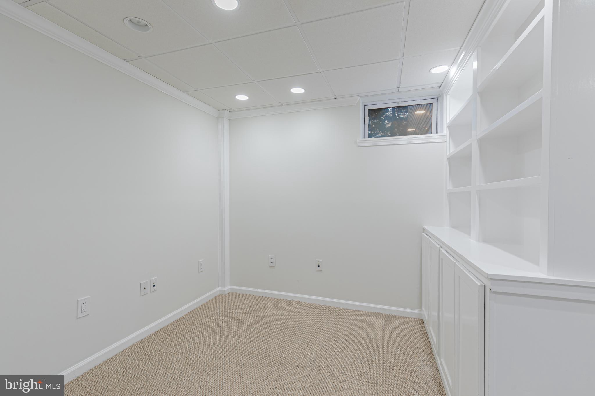 CAMERON HEIGHTS - Residential