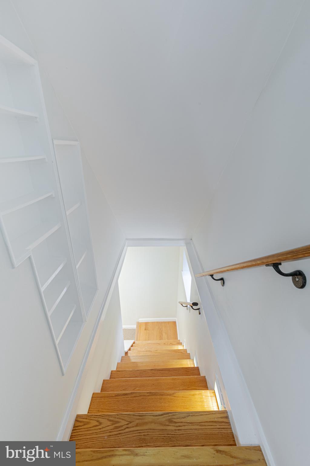 CAMERON HEIGHTS - Residential