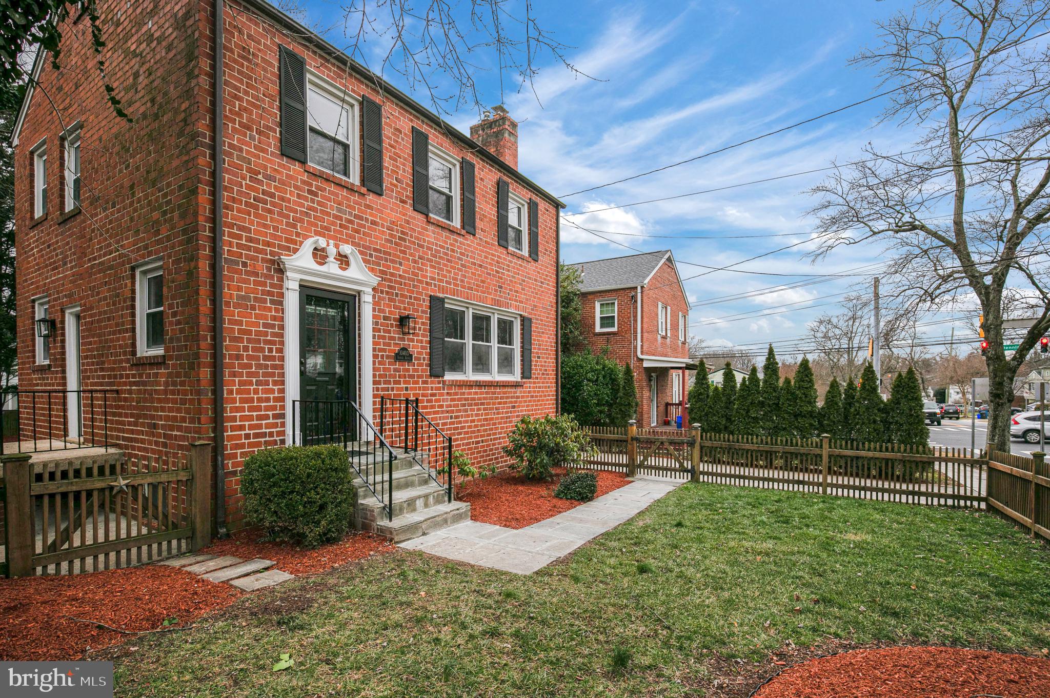 CAMERON HEIGHTS - Residential