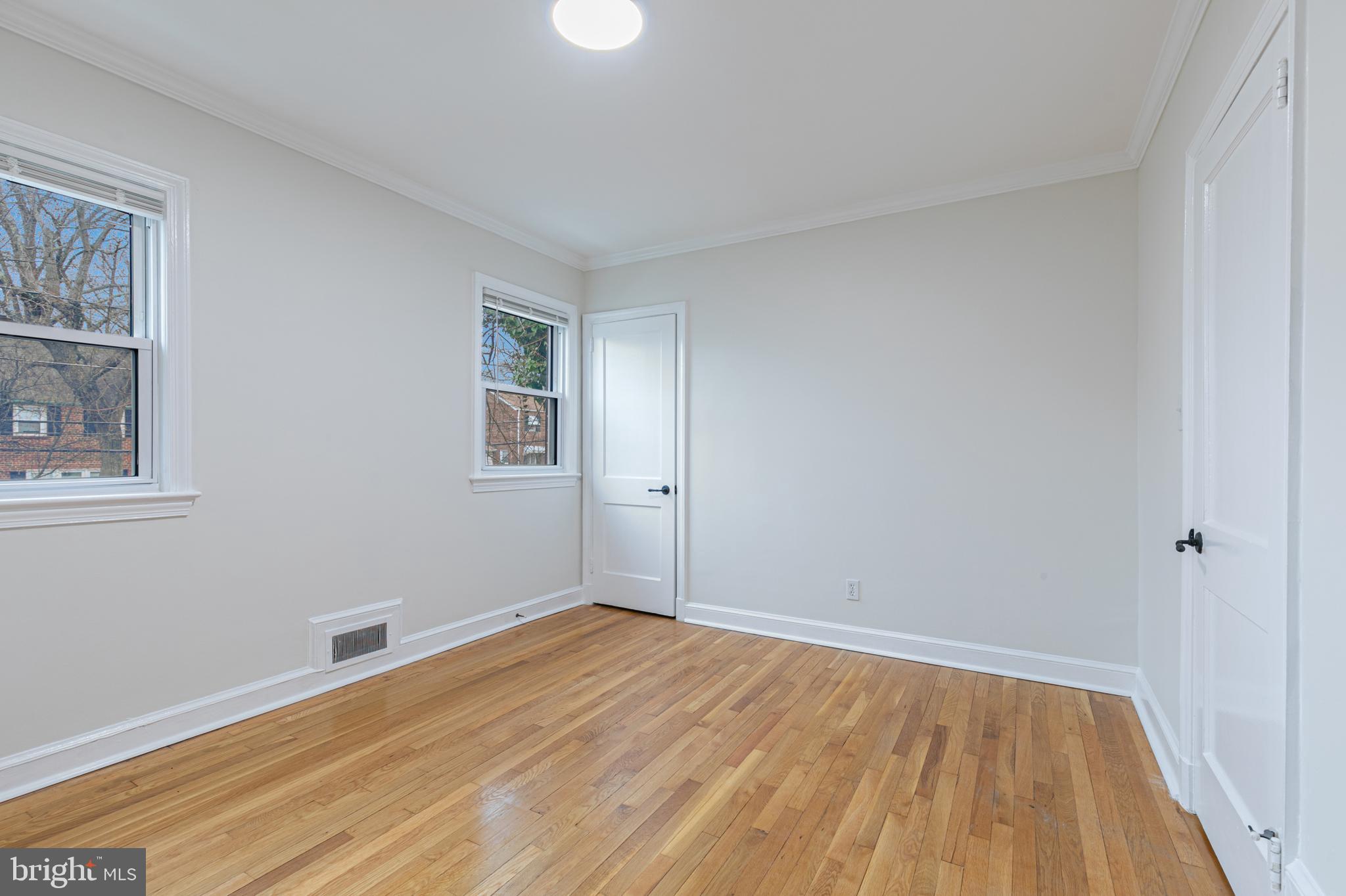 CAMERON HEIGHTS - Residential