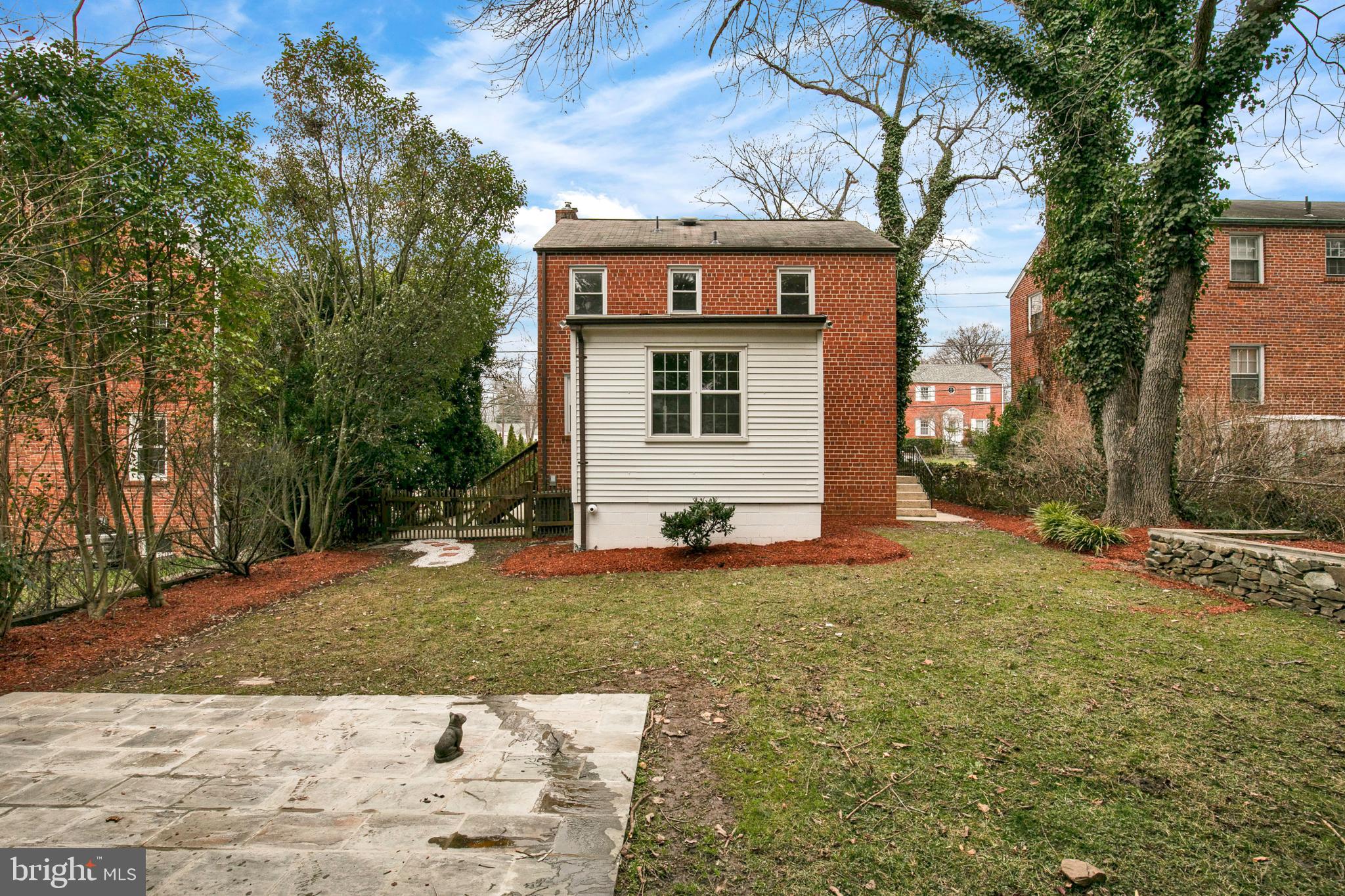 CAMERON HEIGHTS - Residential