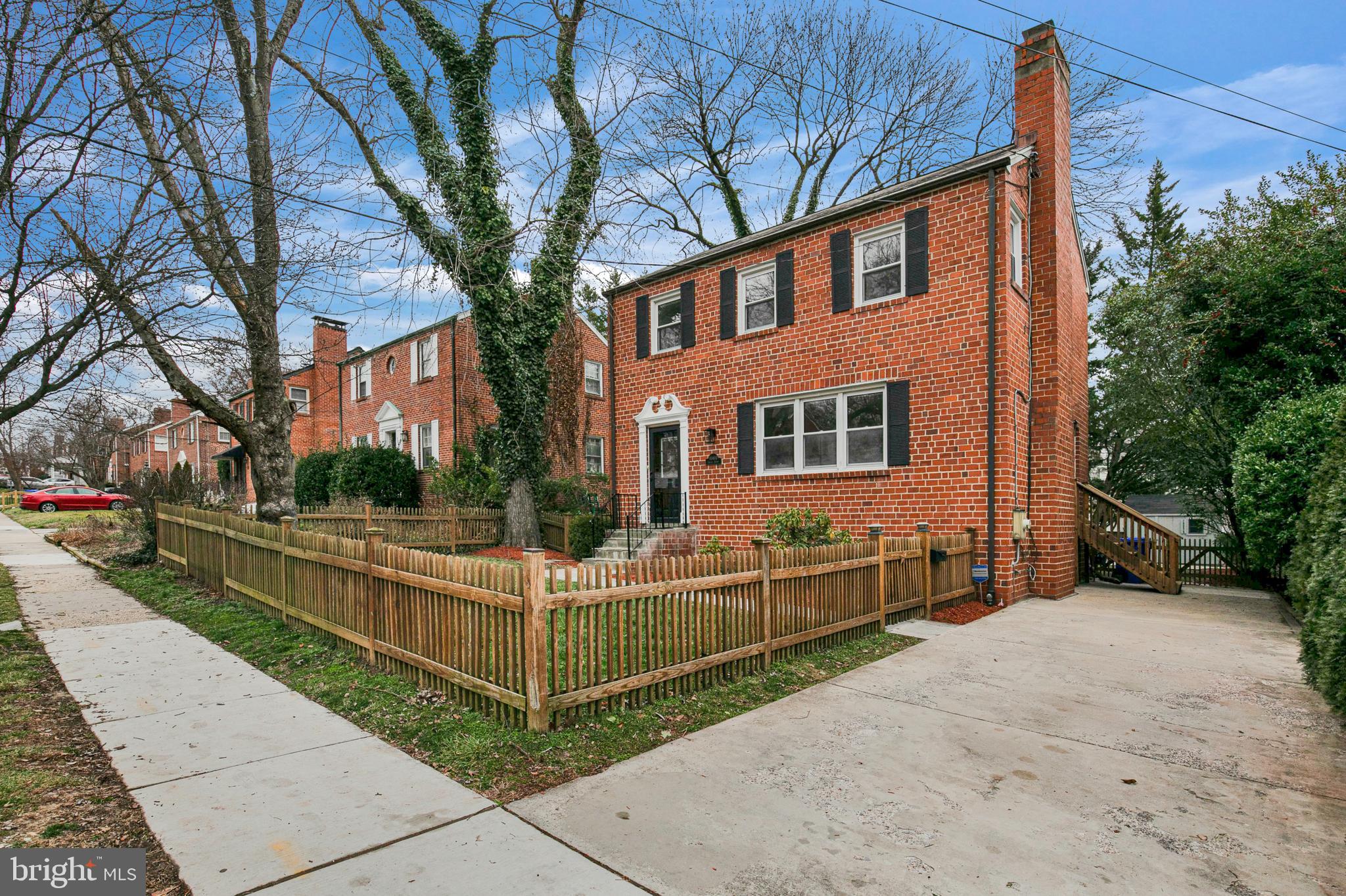 CAMERON HEIGHTS - Residential