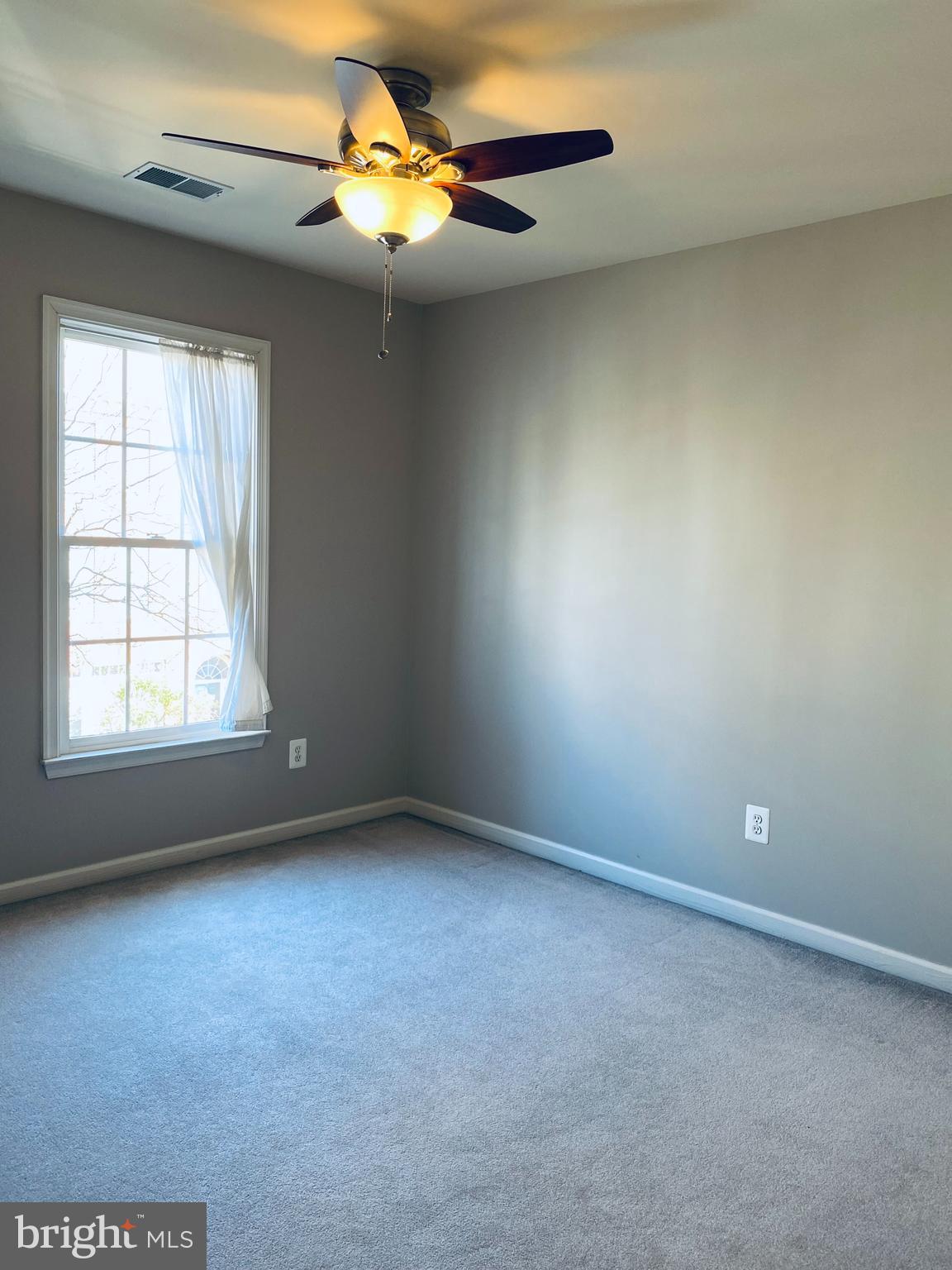 KING FARM BAILEYS COMMON - Residential Lease