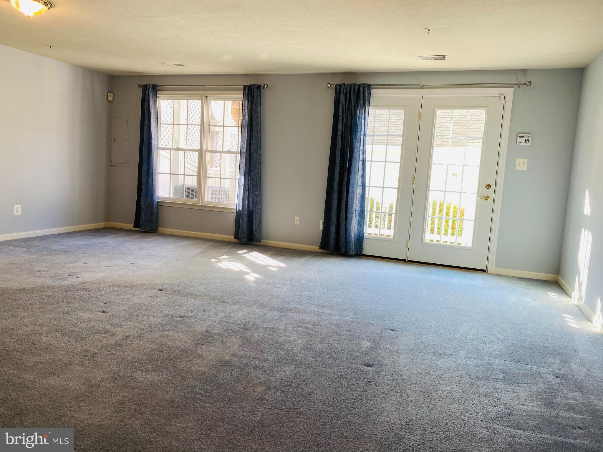 KING FARM BAILEYS COMMON - Residential Lease