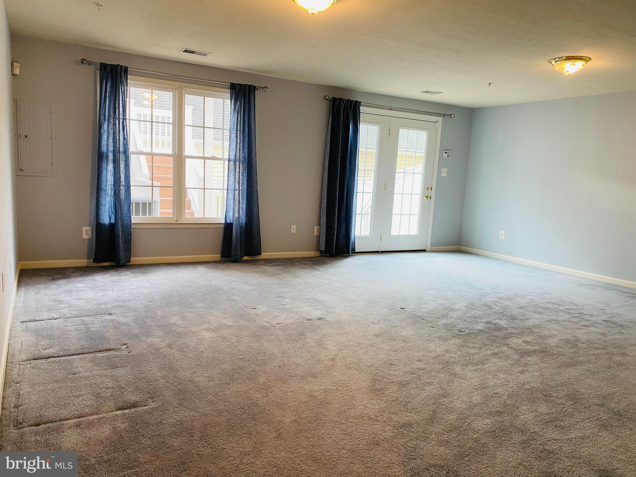 KING FARM BAILEYS COMMON - Residential Lease