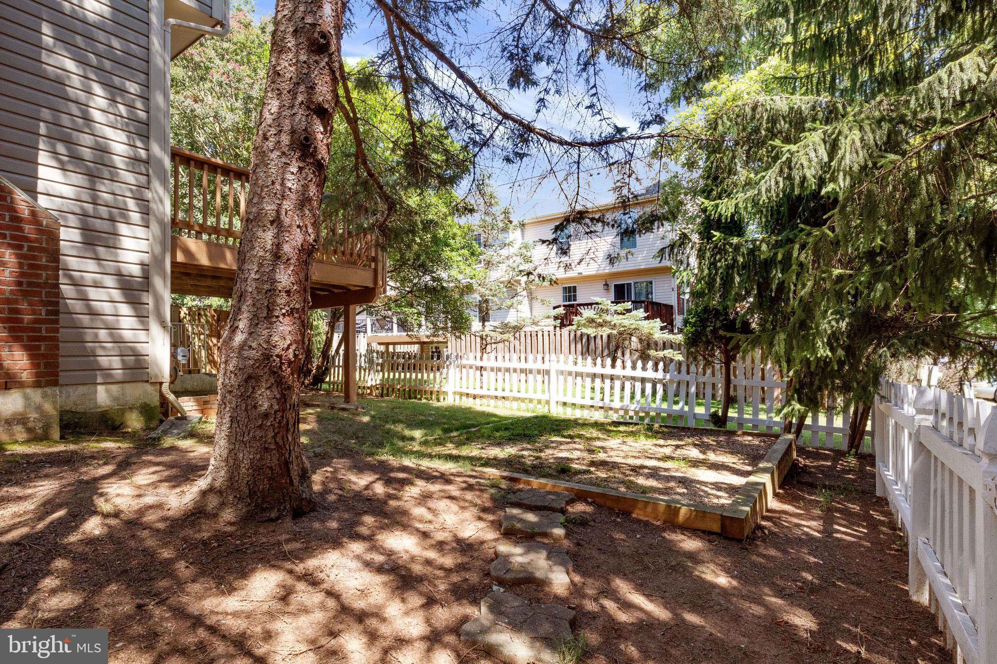 HALLOWELL - Residential Lease