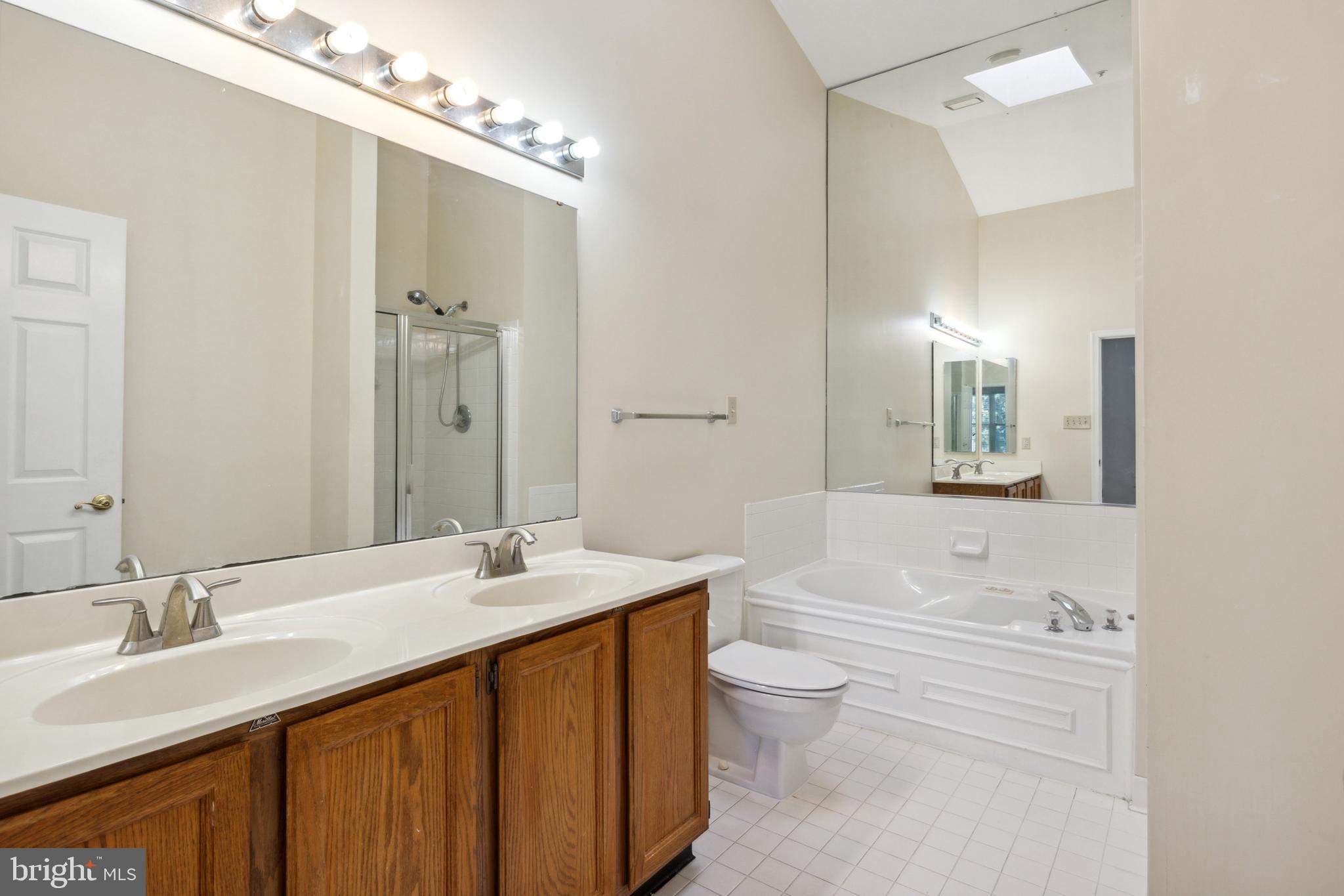 HALLOWELL - Residential Lease